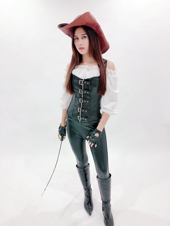 ชุดเจ้าหญิงเอลฟ์ ภูติแห่งไฟ