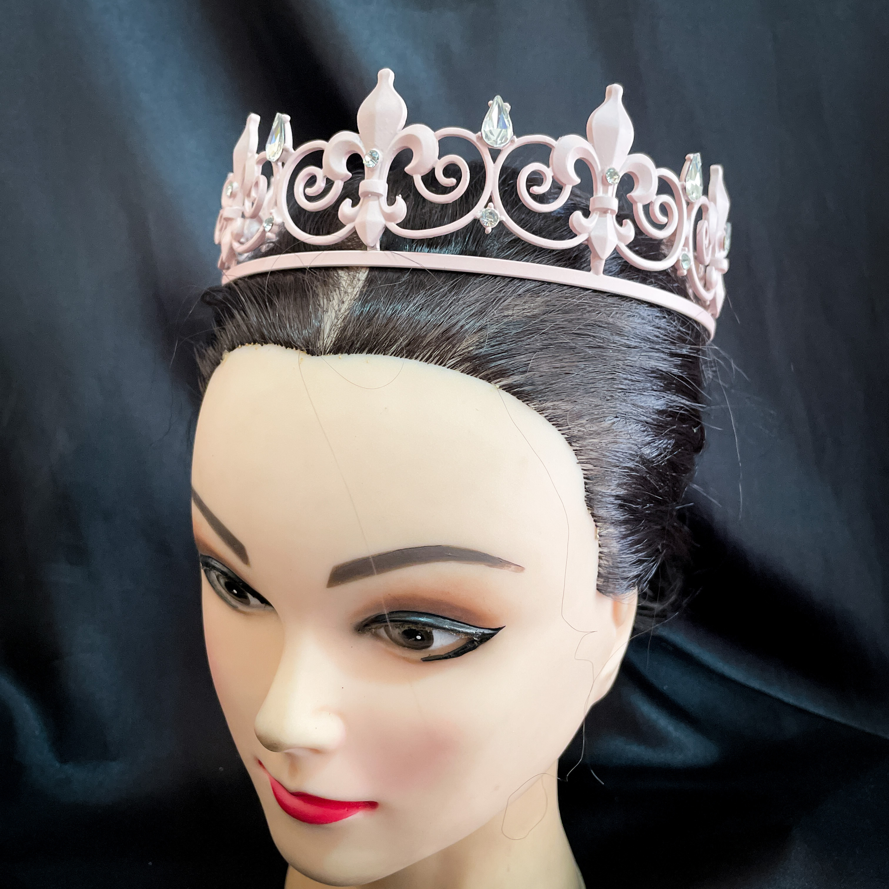 (พร้อมส่ง) มงกุฏผู้ชาย 026 สีชมพู-ขาว มงกุฎผู้ชาย มงกุฎเจ้าชาย งานสวย ปราณีต QCเพชรทุกเม็ด