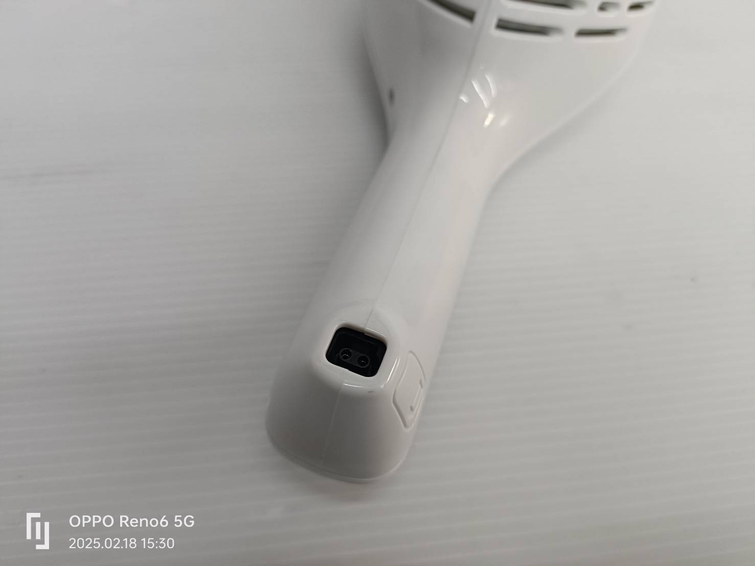 เครื่องดูดฝุ่นมือถือไร้สาย NVB115J BLACK&DECKER REVIVA