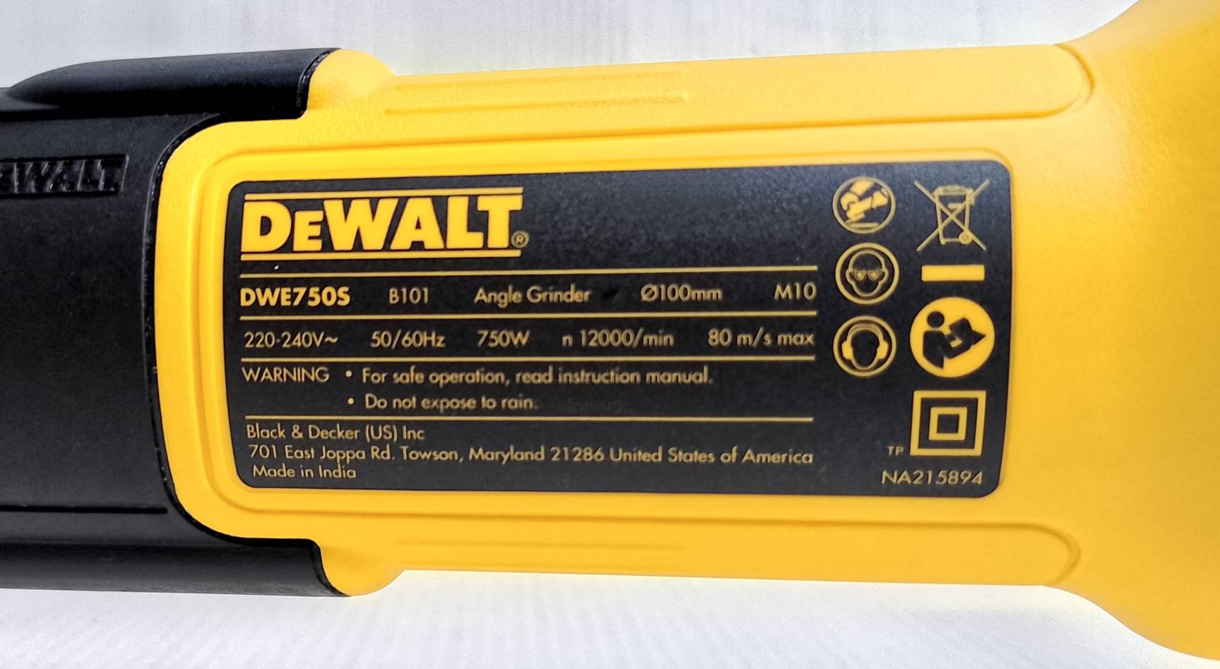 เครื่องเจียร4" DWE750S DEWALT รุ่นอัลต้าสลิม สวิตช์เลื่อนข้าง