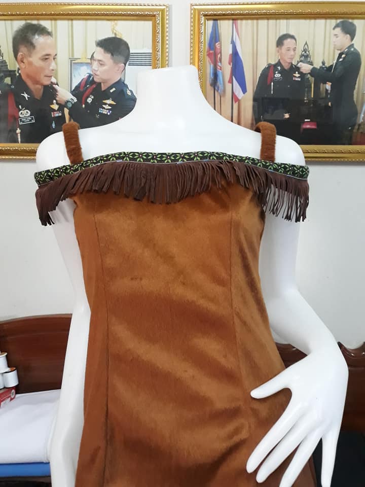 ชุดอินเดียแดงหญิง