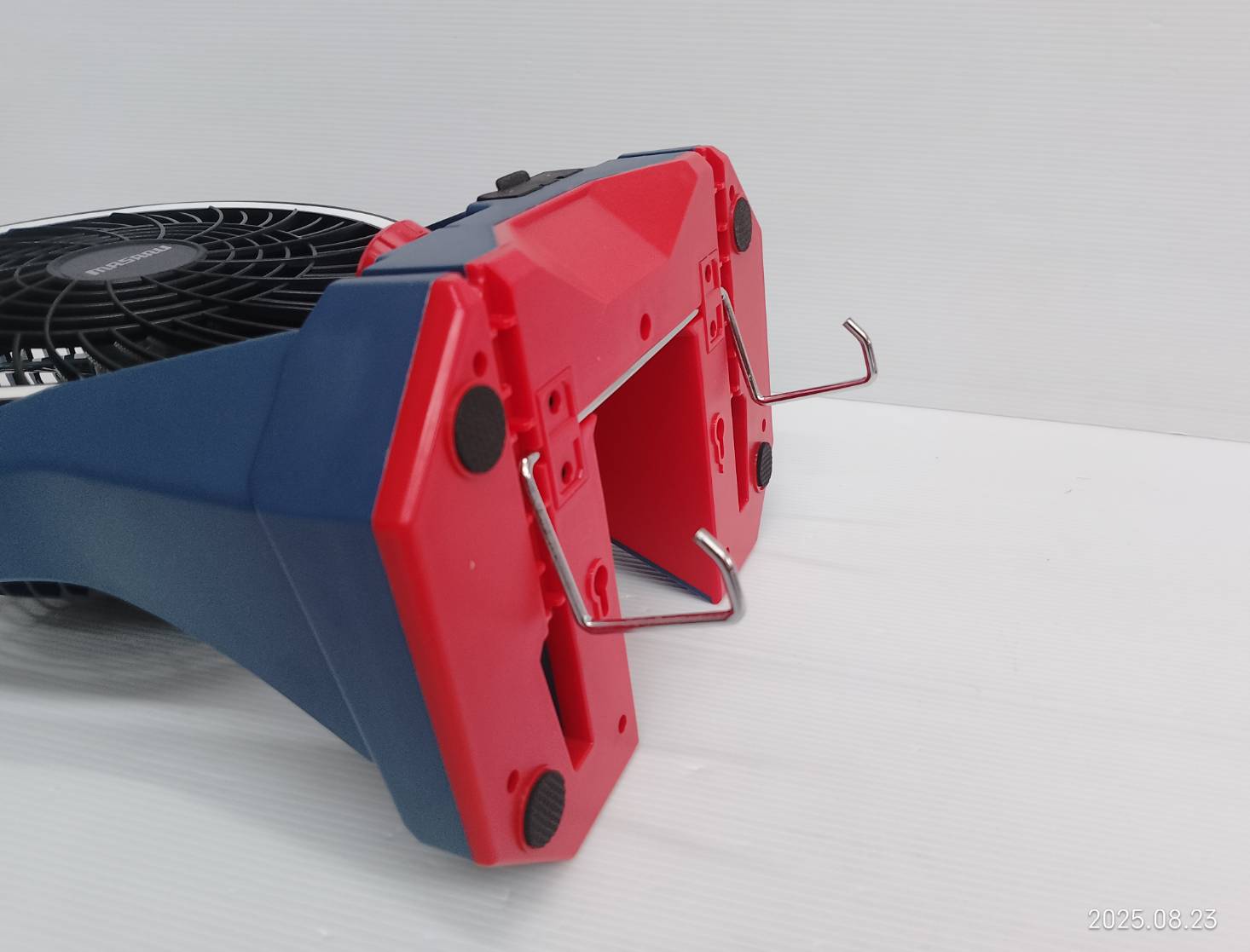 MASARU Powerturbo รุ่น SCFP-910-B1 พัดลมไร้สาย 10 นิ้ว พัดลมพกพา ไฟLED