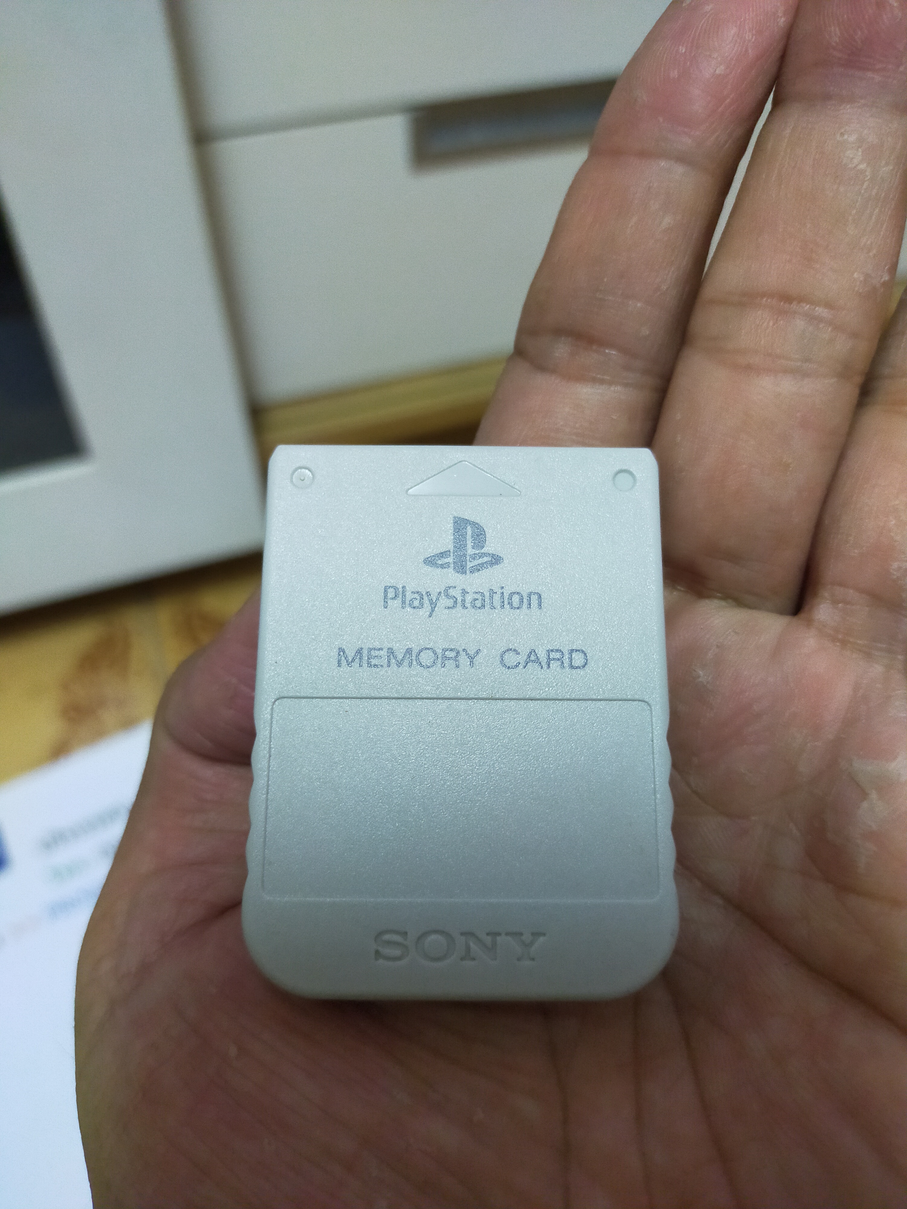 เครื่อง PS1 ตัวเล็ก มือสอง สภาพสวย ใช้งานได้ปกติ อุปกรณ์ครบชุด