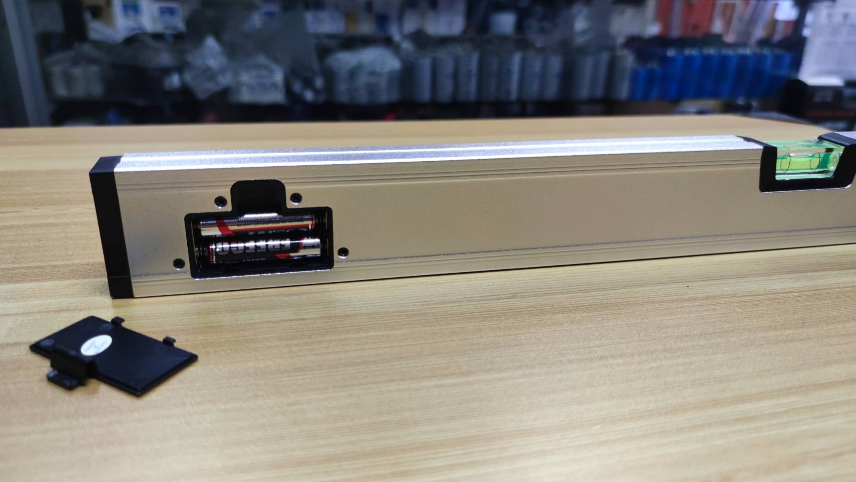 ระดับน้ำดิจิตอล16" AS-40LC