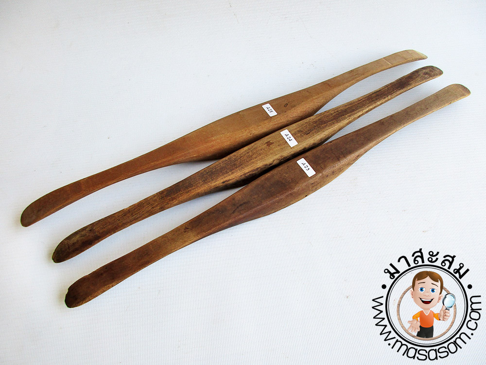 กระสวยทอผ้าเก่า1