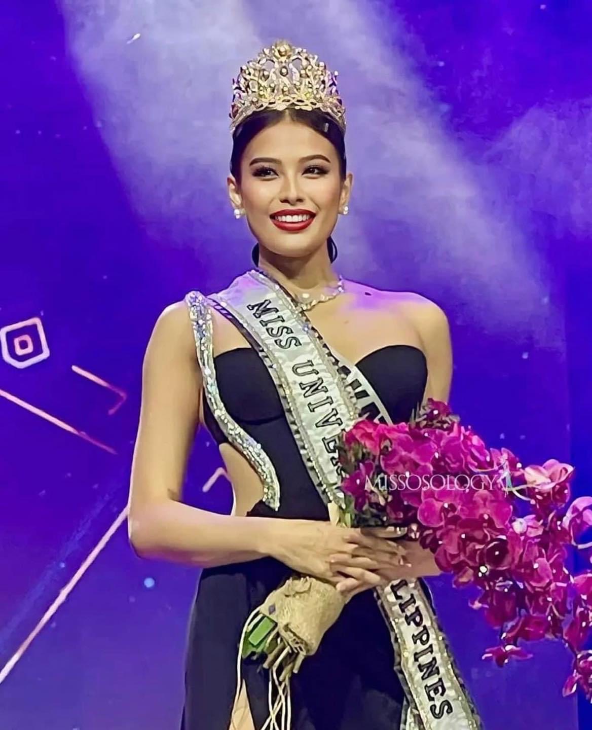 (พร้อมส่งจากไทย) มงกุฏ 111 สีเหลือง มงกุฎเพชร มงกุฎประกวด สินค้าพร้อมส่ง ไม่ต้องรอนาน งานพรีเมี่ยม