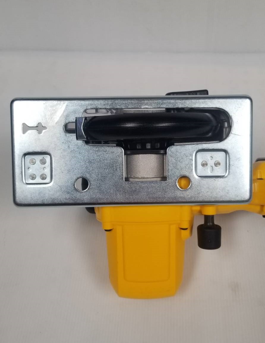 เลื่อยวงเดือน5.5" DCS373N DEWALT