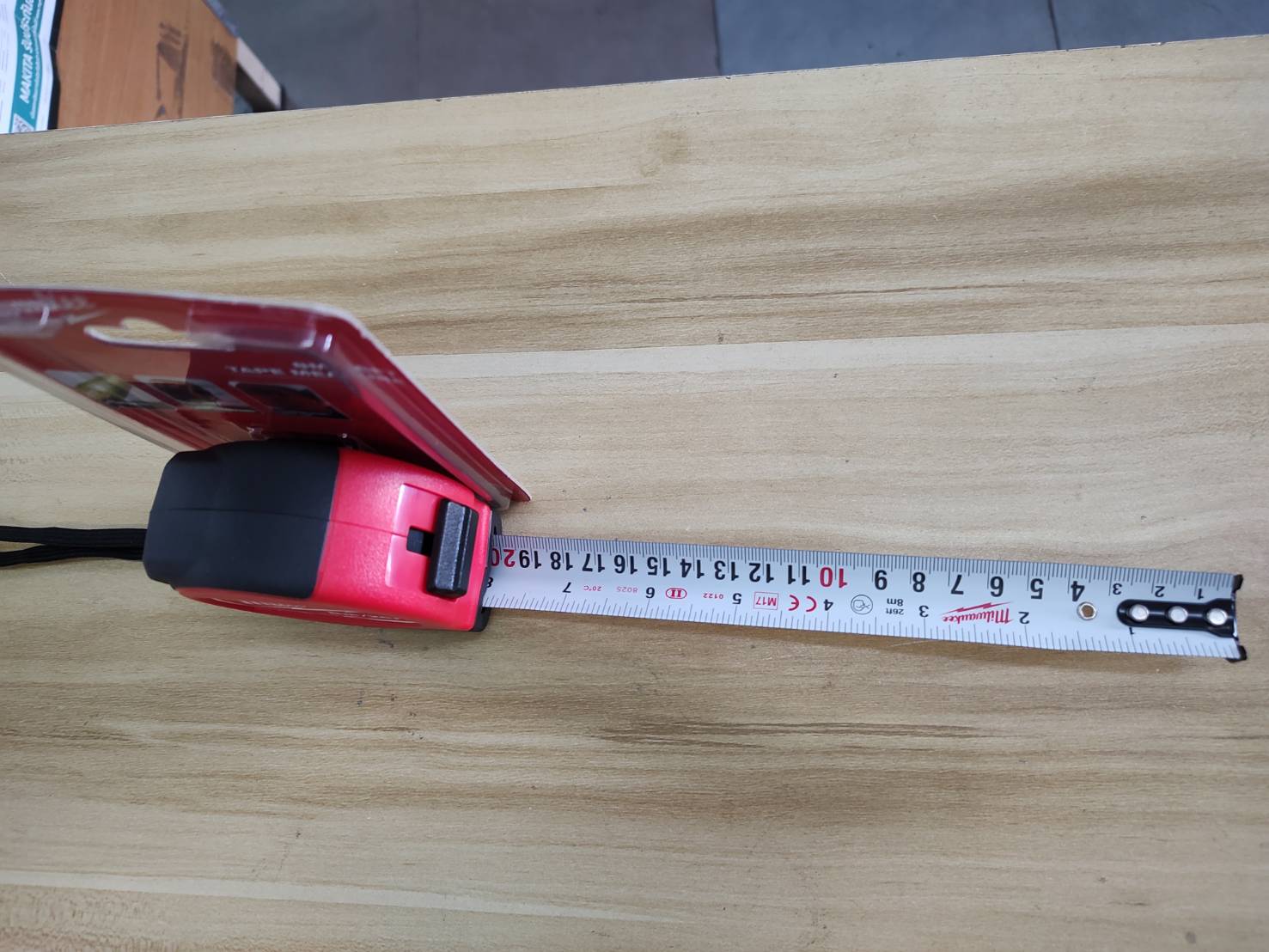 ตลับเมตร8m/26FT RED 48-22-7826 MILWAUKEE