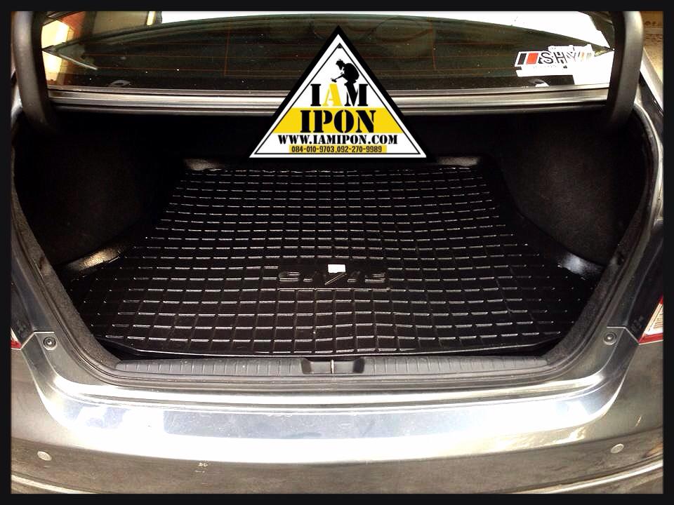 ถาดรองท้ายรถ HONDA CIVIC FD