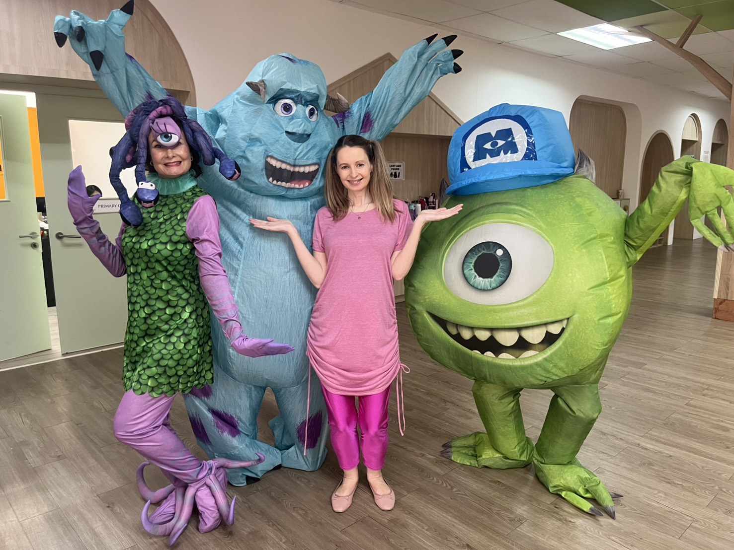 ชุดไมค์ Mike @ Monsters Inc