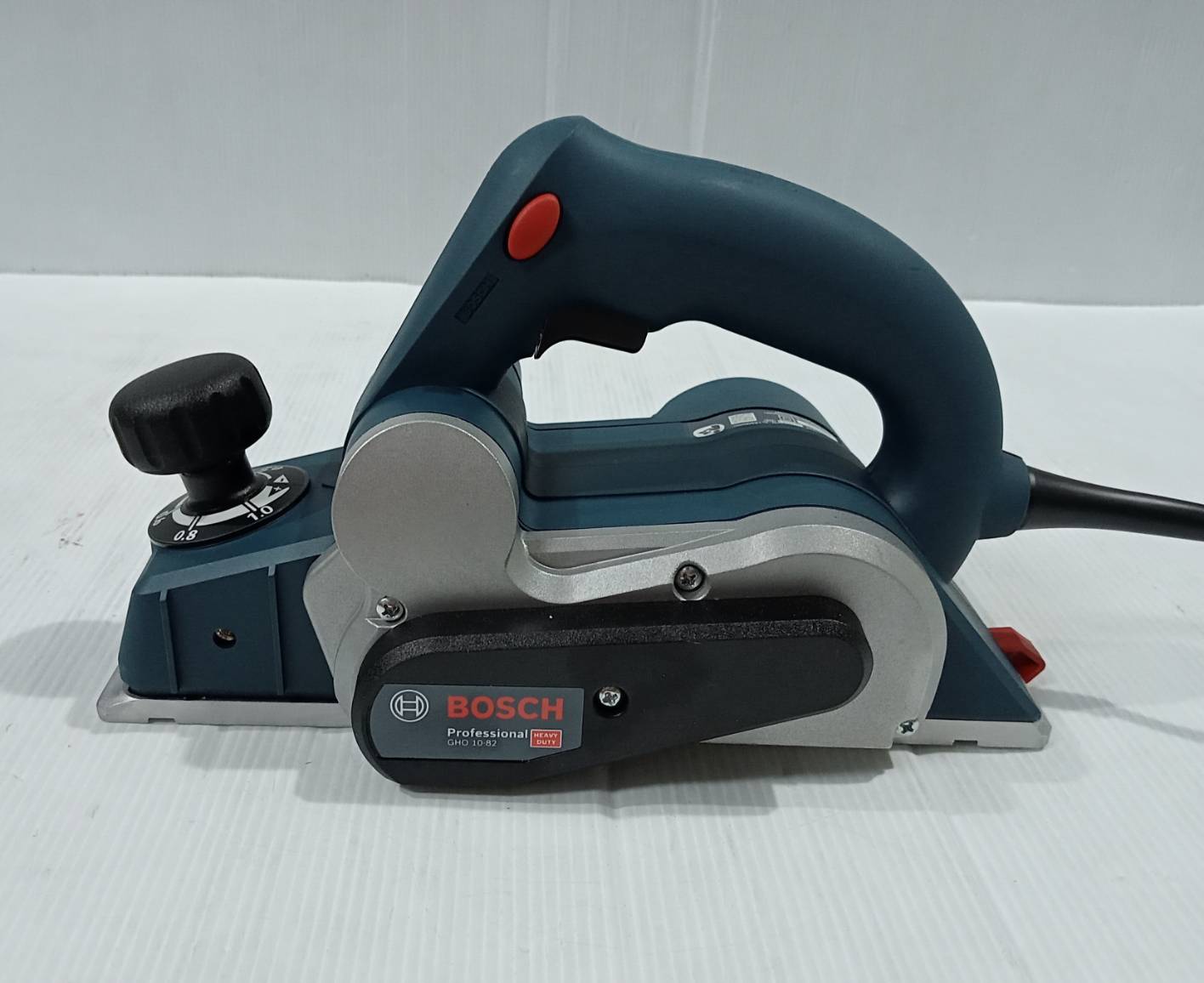 กบ3" GHO10-82 BOSCH 0601594007