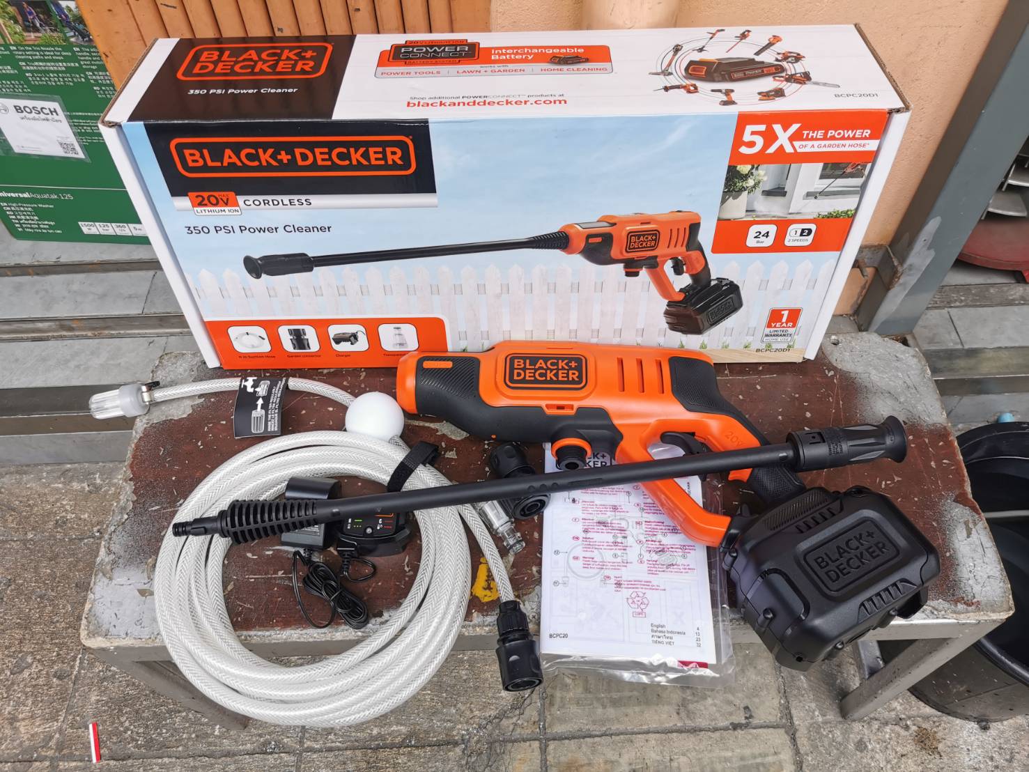 ปืนอัดฉีดแรงดันสูงไร้สาย 20V / 2.0Ah BCPC20D1 BLACK&DECKER