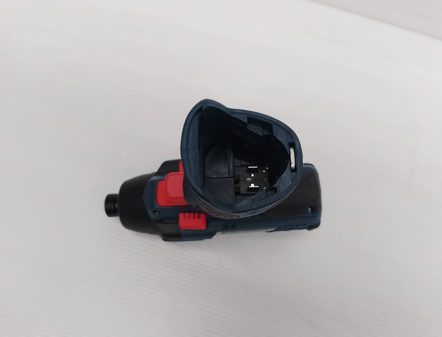 ไขควงกระแทกไร้สาย GDR120-Li BOSCH Solo