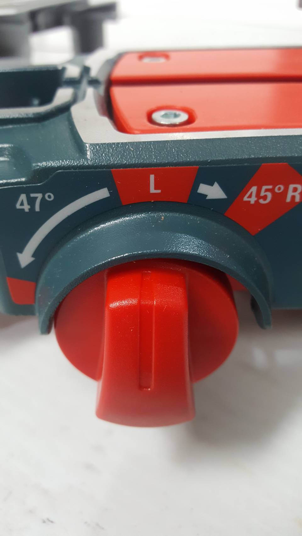 แท่นตัดองศา12" GCM12GDL BOSCH