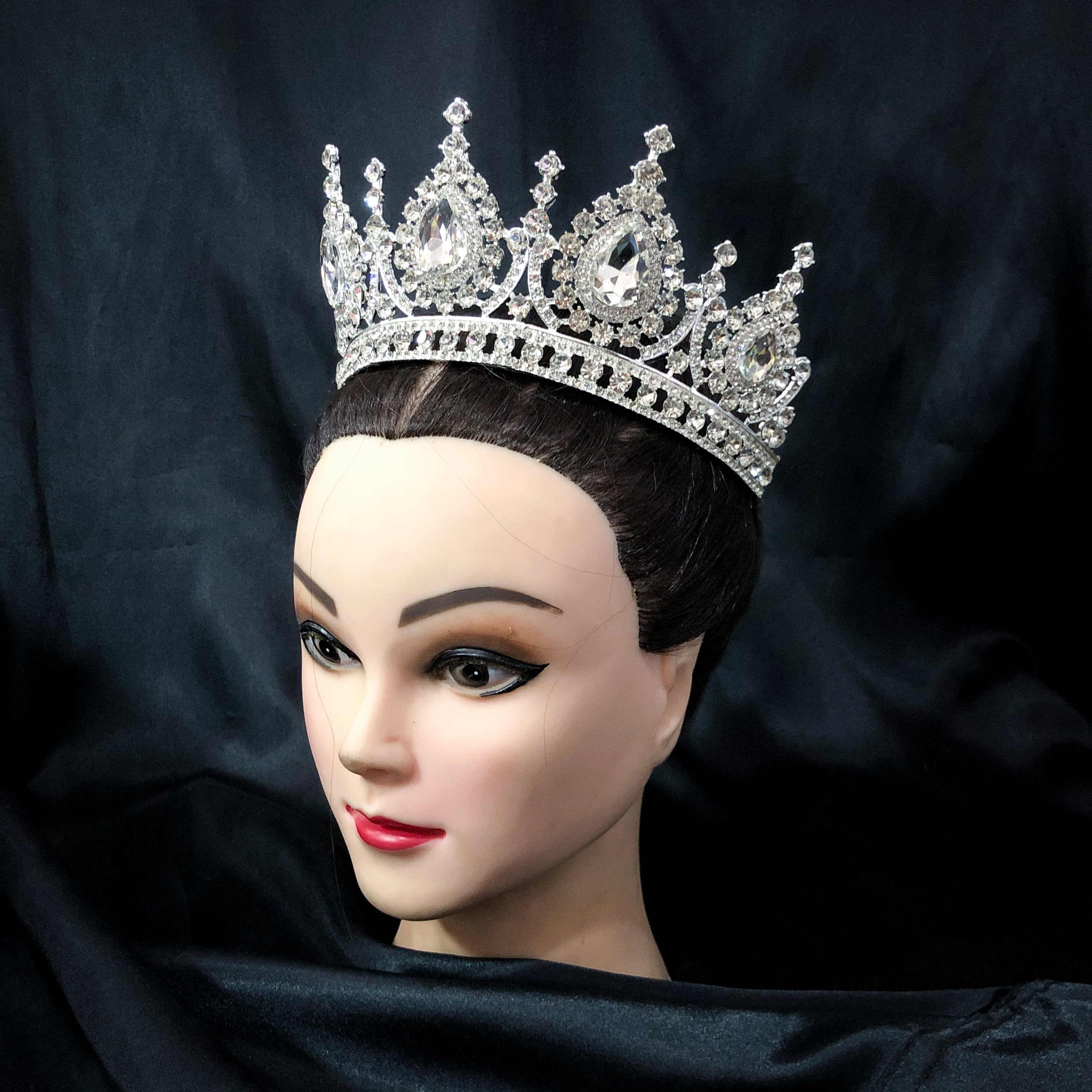 (พร้อมส่ง) เทียร่า 282 สีเงิน มงกุฎนางงาม มงกุฎเจ้าหญิง งานสวย ปราณีต QCเพชรทุกเม็ด สินค้าพร้อมส่งจากไทย