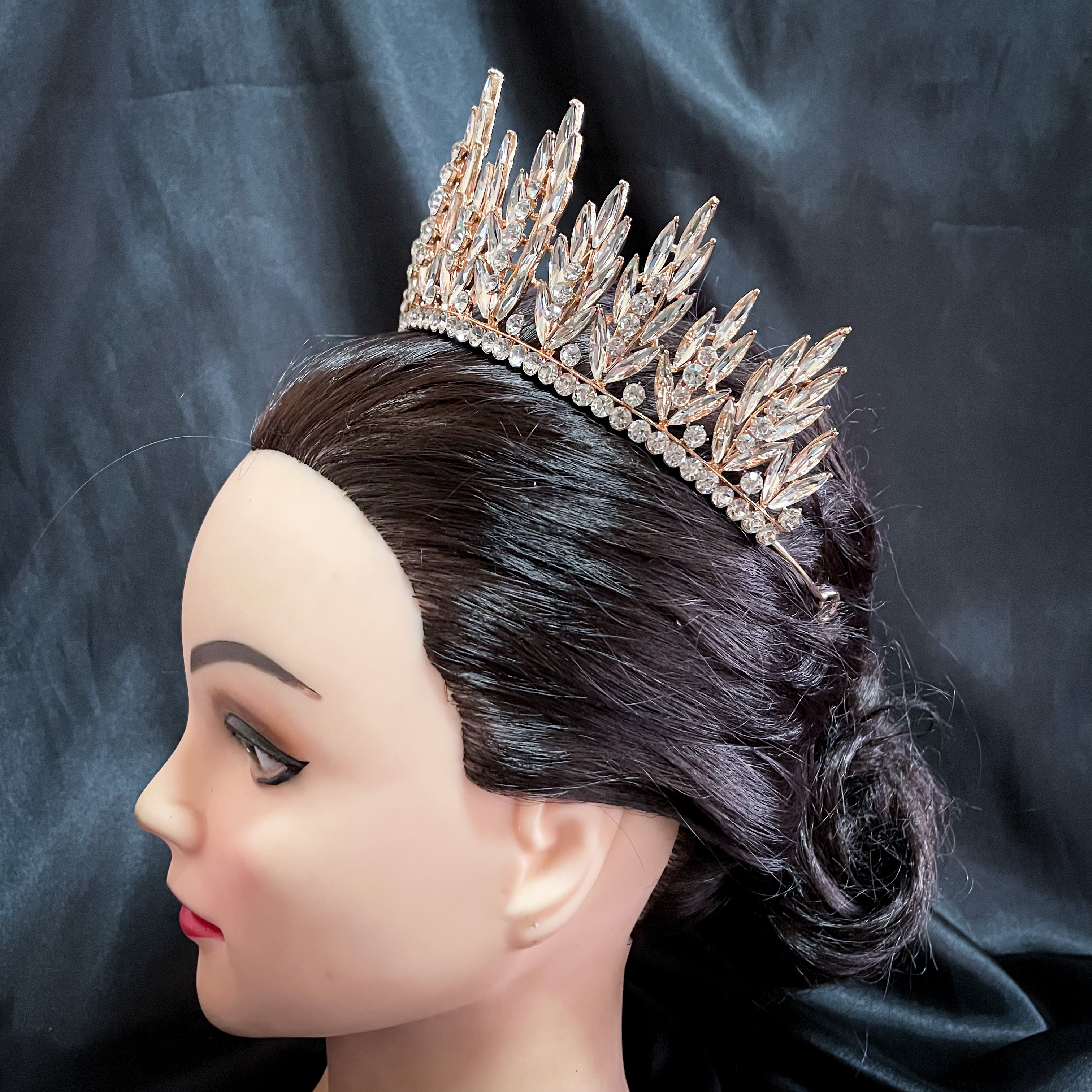 (พร้อมส่ง) เทียร่า 320 สีขาวเรือนทอง มงกุฎนางงาม มงกุฎเจ้าหญิง งานสวย ปราณีต QCเพชรทุกเม็ด สินค้าพร้อมส่งจากไทย