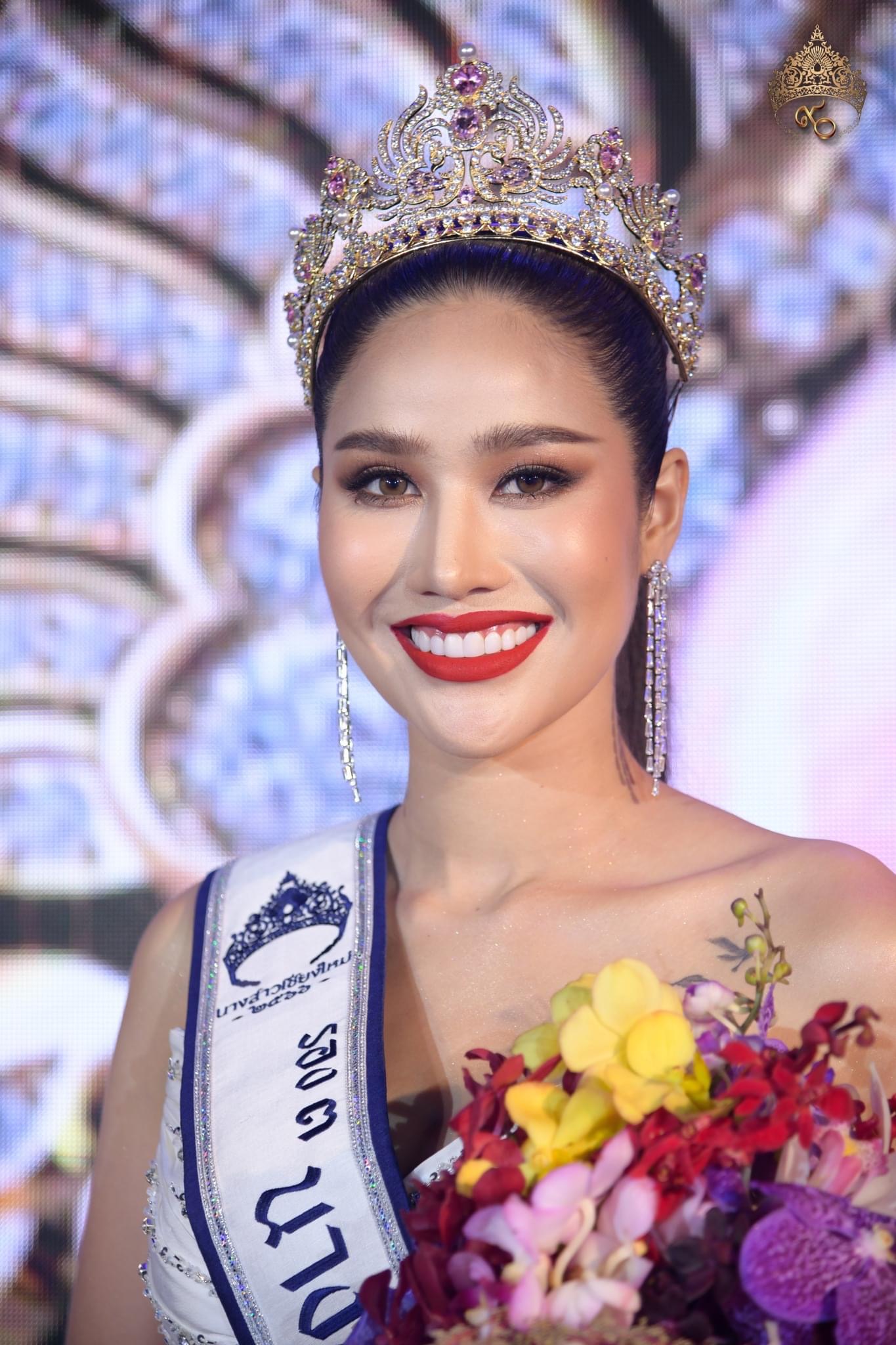 (พร้อมส่งจากไทย) มงกุฏ 093 สีชมพู ตัวเรือนสีทอง มงกุฎนางงาม มงกุฎเพชร มงกุฎประกวด สินค้าพร้อมส่ง ไม่ต้องรอนาน งานพรีเมี่ยม