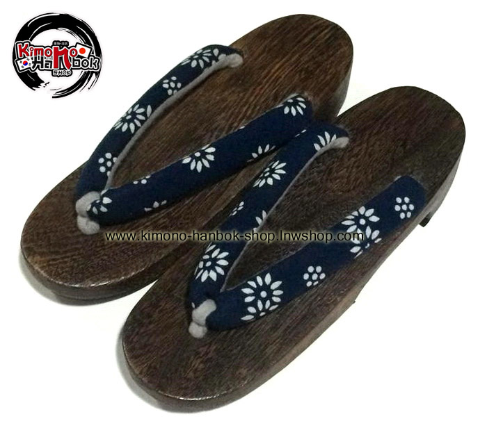 รองเท้าเกี๊ยะไม้ญี่ปุ่น รุ่นไม้สีเข้มหูสีน้ำเงินเข้ม Size24 cm *มือ 1