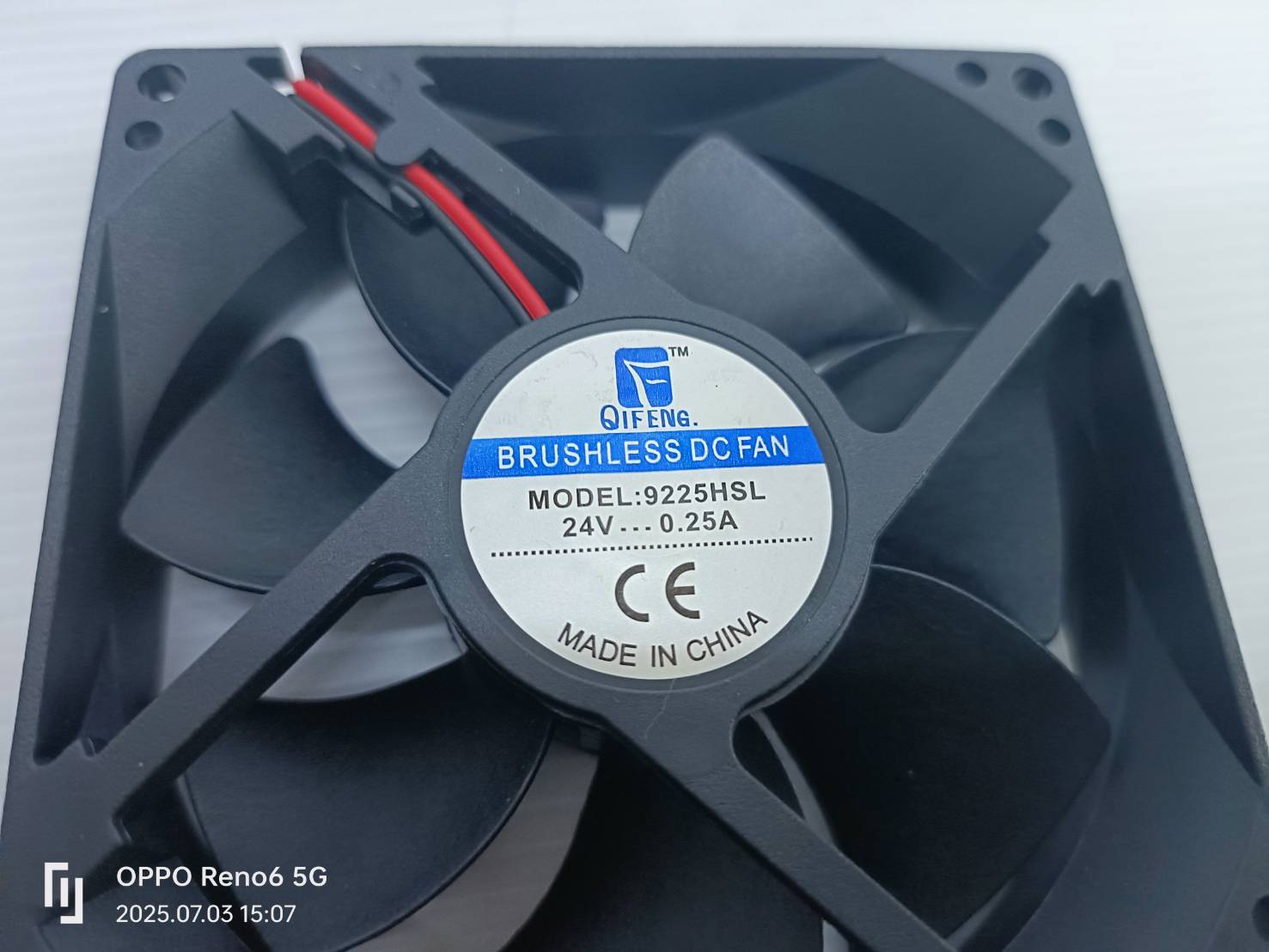 QIFENG พัดลม24V / 0.25A 3.5" 92*92*25mm. 9225HSL