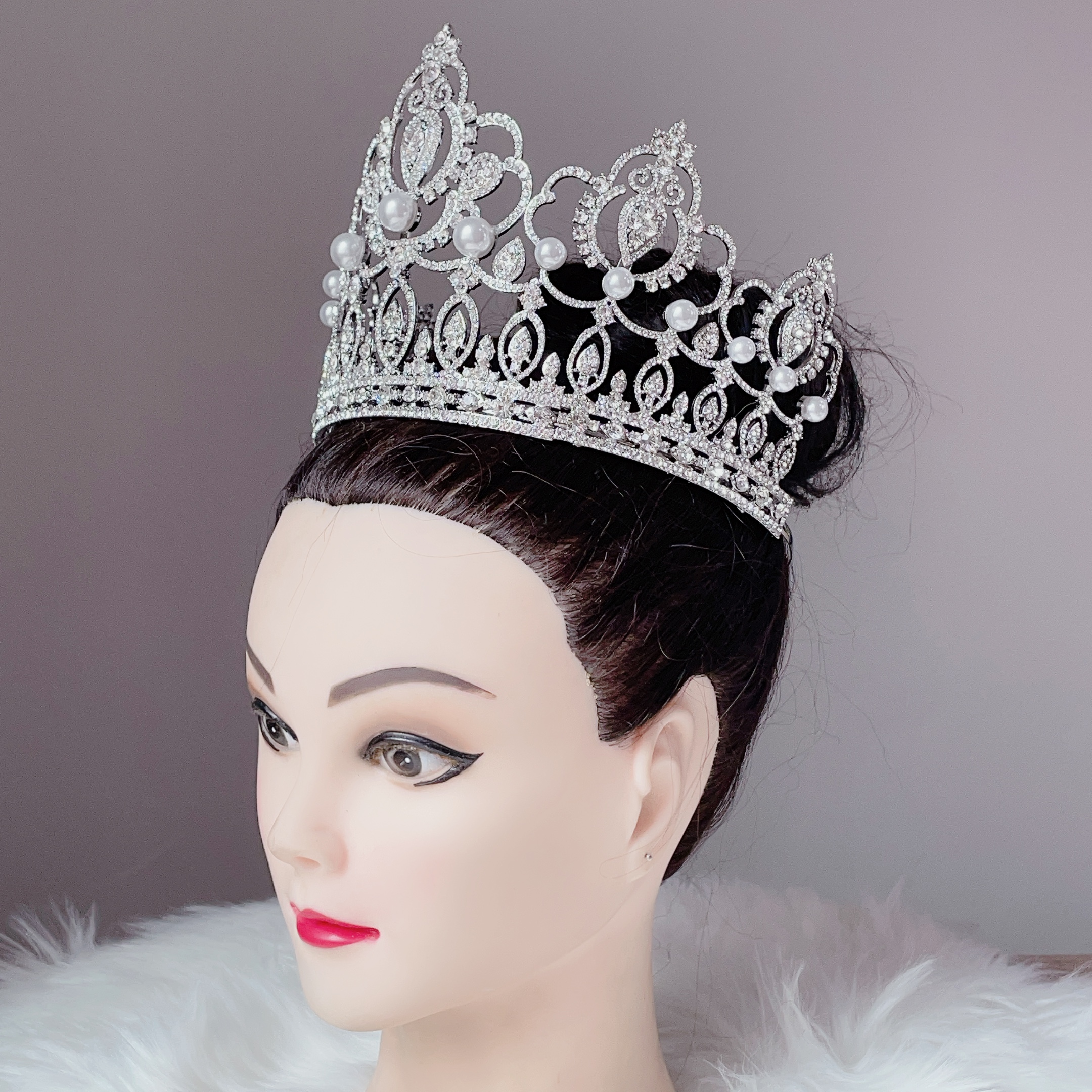 (พร้อมส่ง) มงกุฏ 092 สีเงิน มงกุฎนางงาม มงกุฎเพชร มงกุฎประกวด สินค้าพร้อมส่ง ไม่ต้องรอนาน งานพรีเมี่ยม