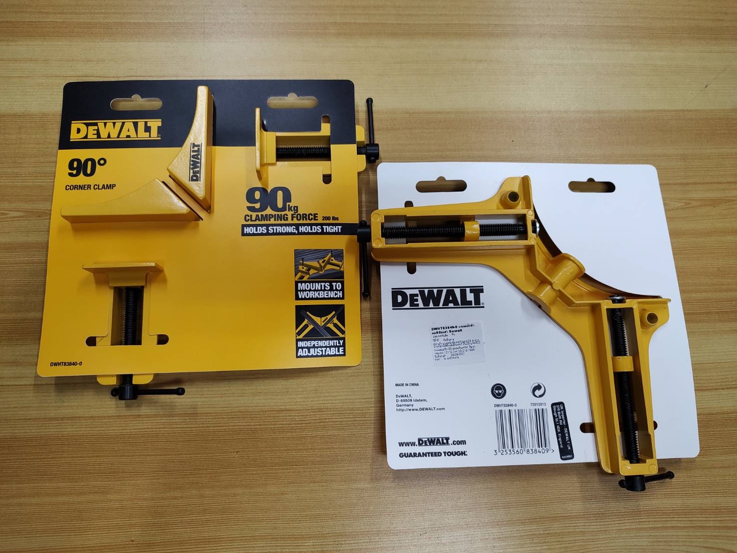 แคลมป์เข้ามุม 90 องศา รุ่น DWHT83840-0 DEWALT