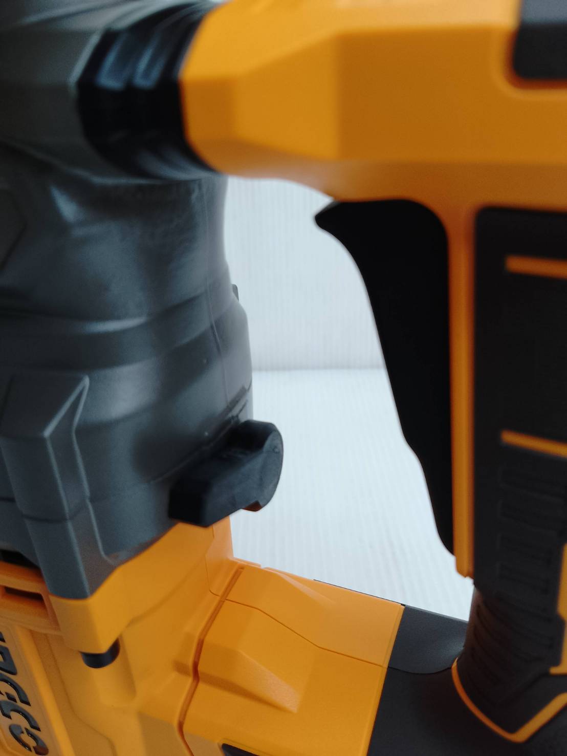 สว่านโรตารี่3ระบบ CRHLI20288 INGCO (ไม่รวมแบต ไม่รวมแท่นชาร์จ)