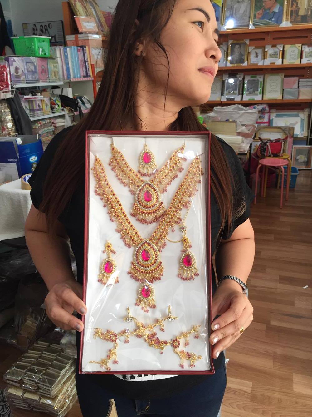 (พร้อมส่ง) เครื่องประดับอินเดีย 012 สีชมพูบานเย็น