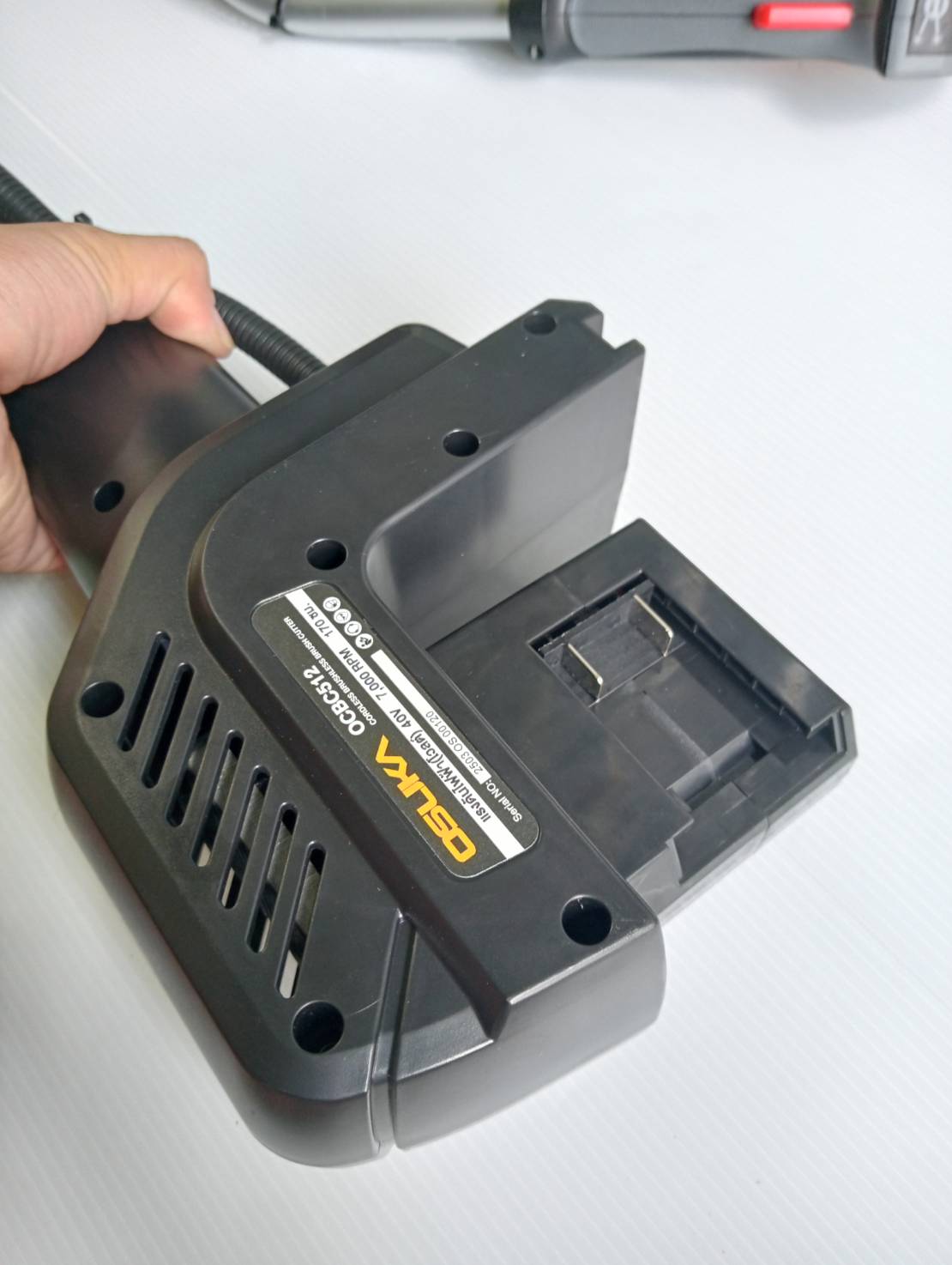 เครื่องตัดหญ้าไร้สาย OCBC512-P2 40V OSUKA