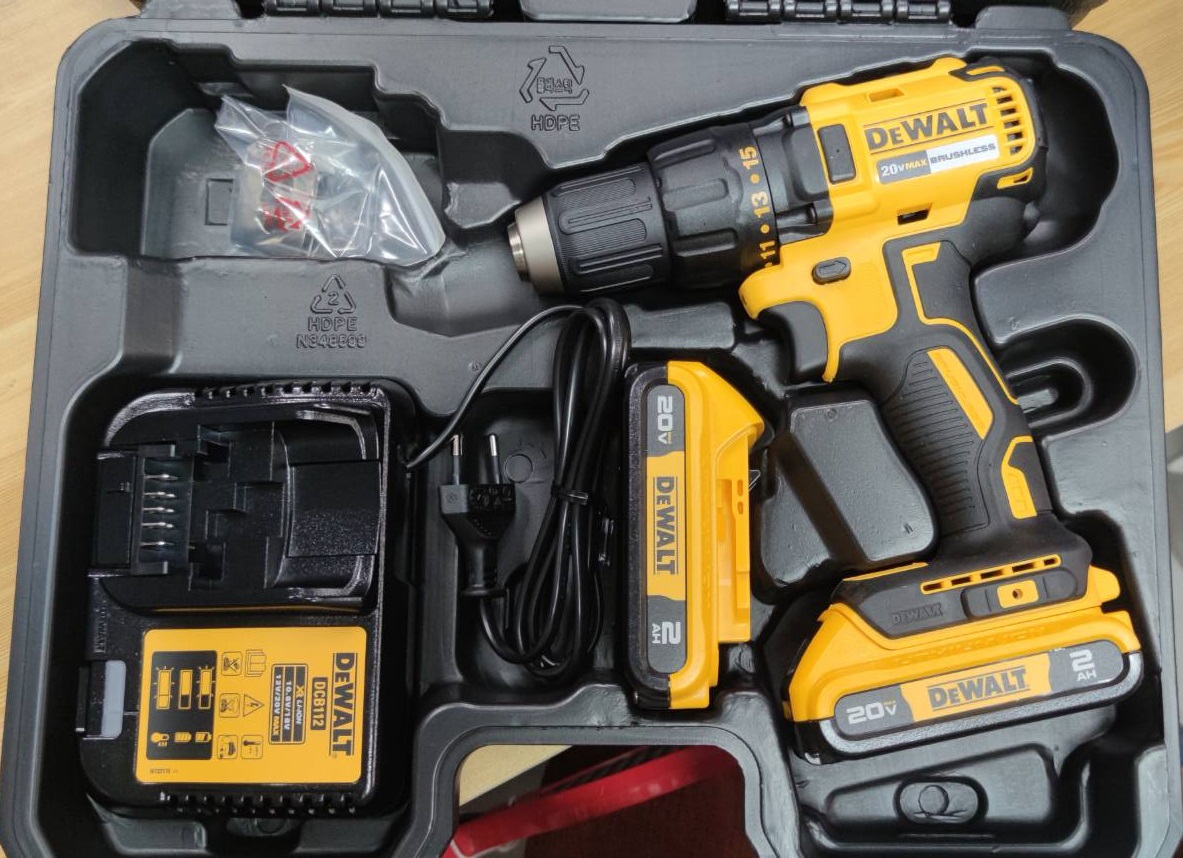 สว่านไขควงไร้สาย20V DCD7771D2A DEWALT