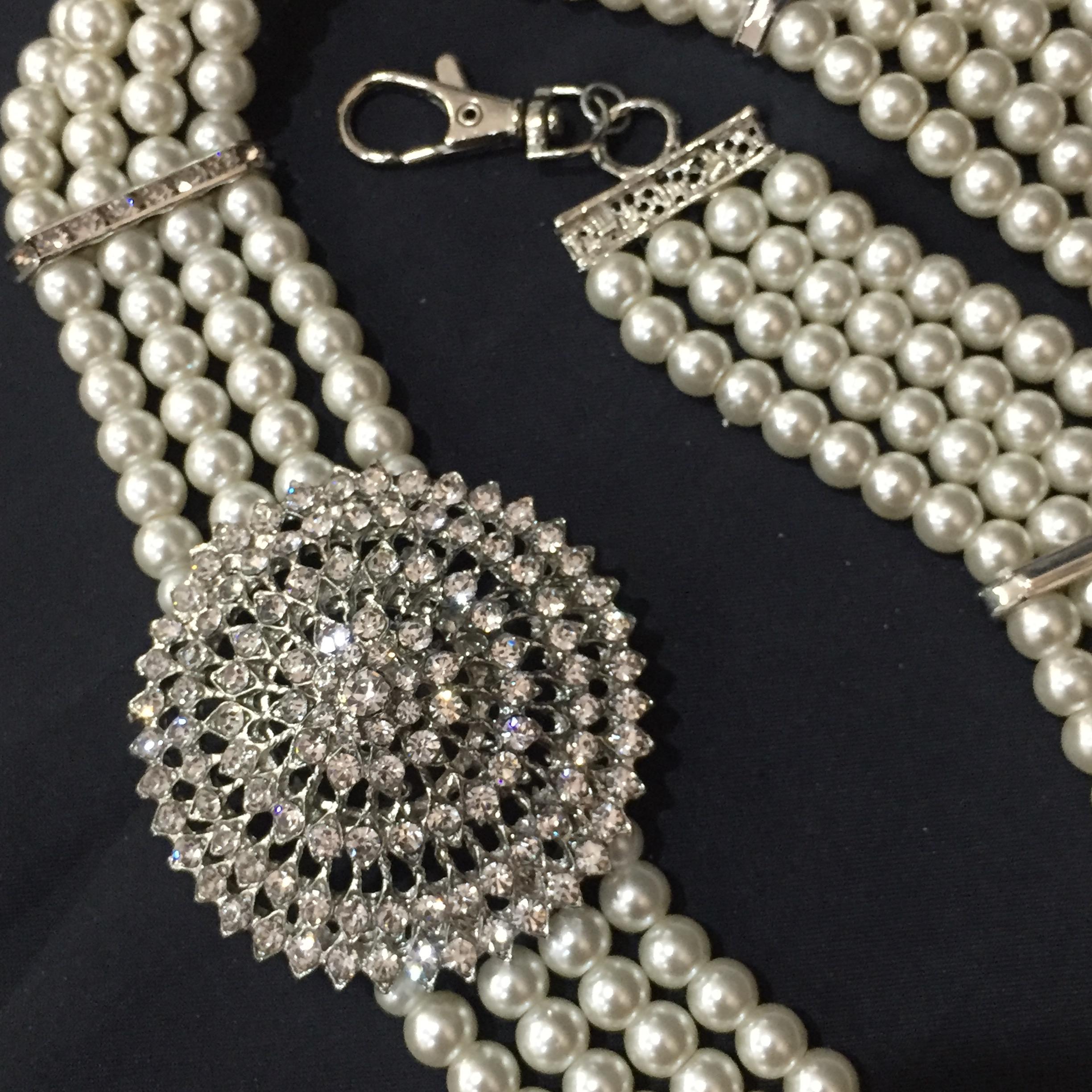 (พร้อมส่ง) เข็มขัดมุก020