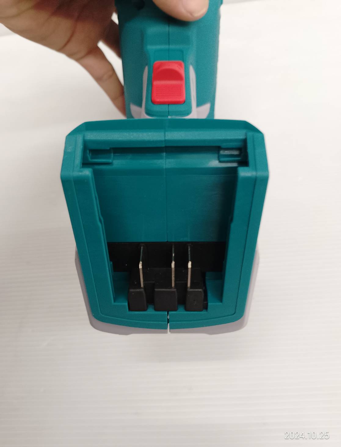 เครื่องเป่าลมร้อนไร้สาย 20V TBLI2002 (เครื่องเปล่า) TOTAL