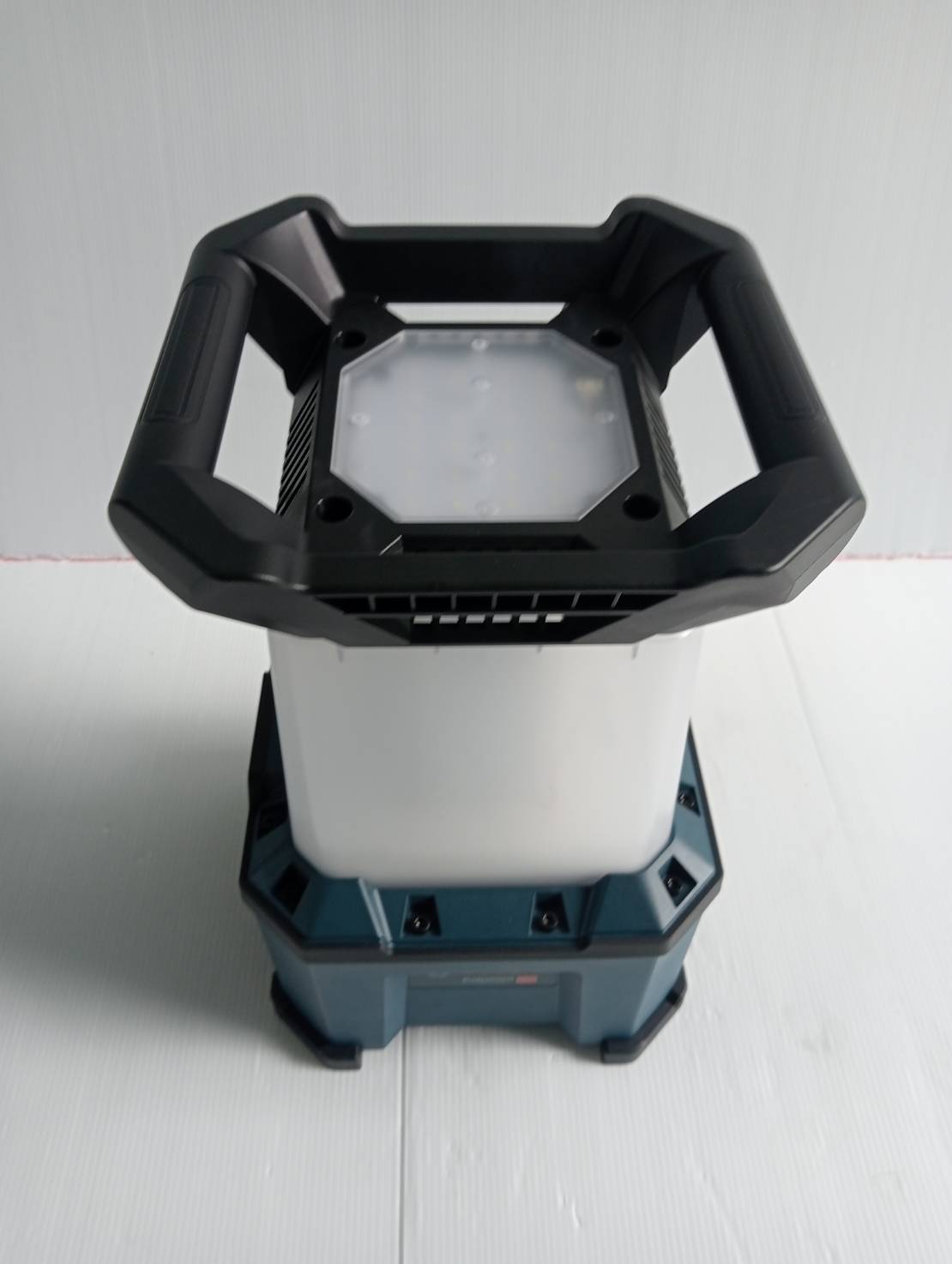 ไฟฉาย18V GLA18VH-7500 BOSCH SOLO