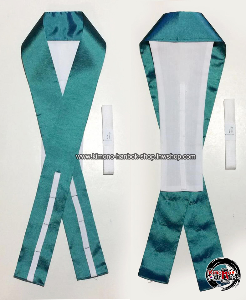 แถมคอชุดญี่ปุ่นสีเขียวอมฟ้า