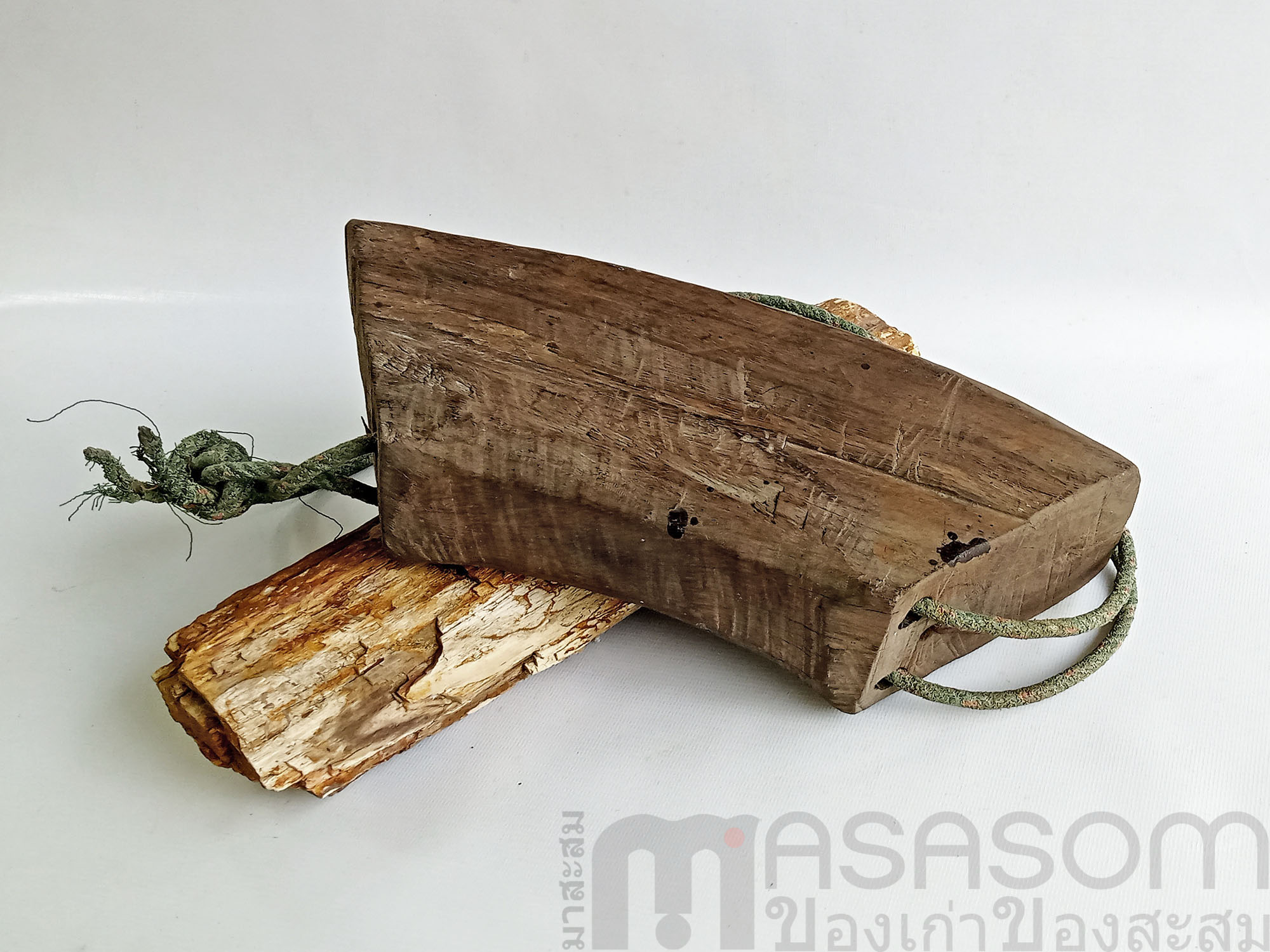 กระดึงคอวัวควายขนาดใหญ่