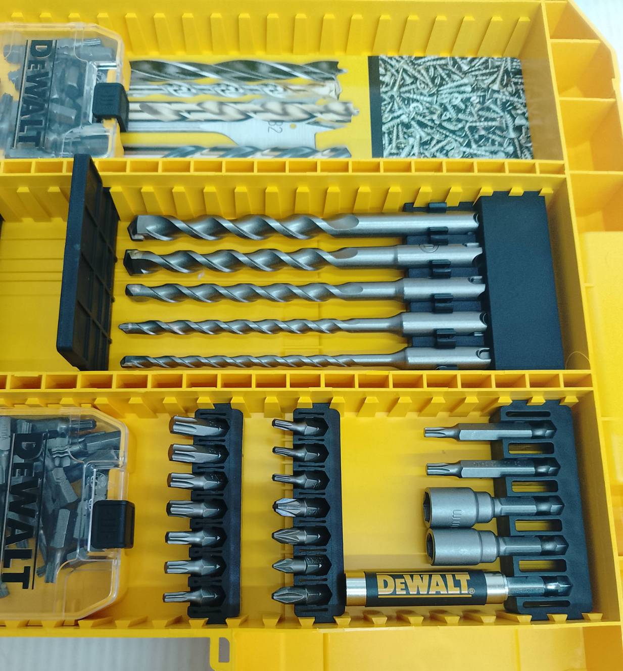 DEWALT รุ่น DT70763-QZ ชุดดอกสว่านและดอกไขควง 85 ชิ้น