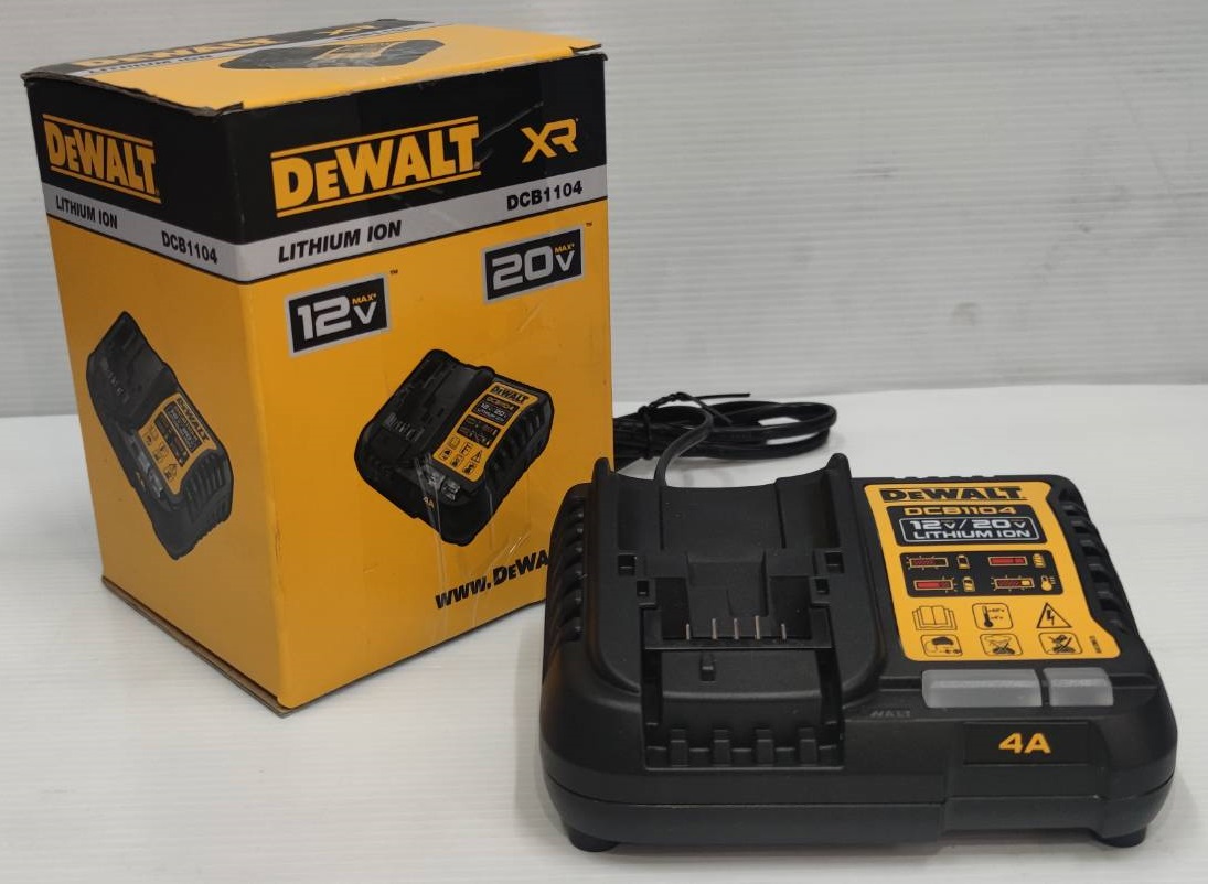 แท่นชาร์จ12-20V DCB1104 DEWALT