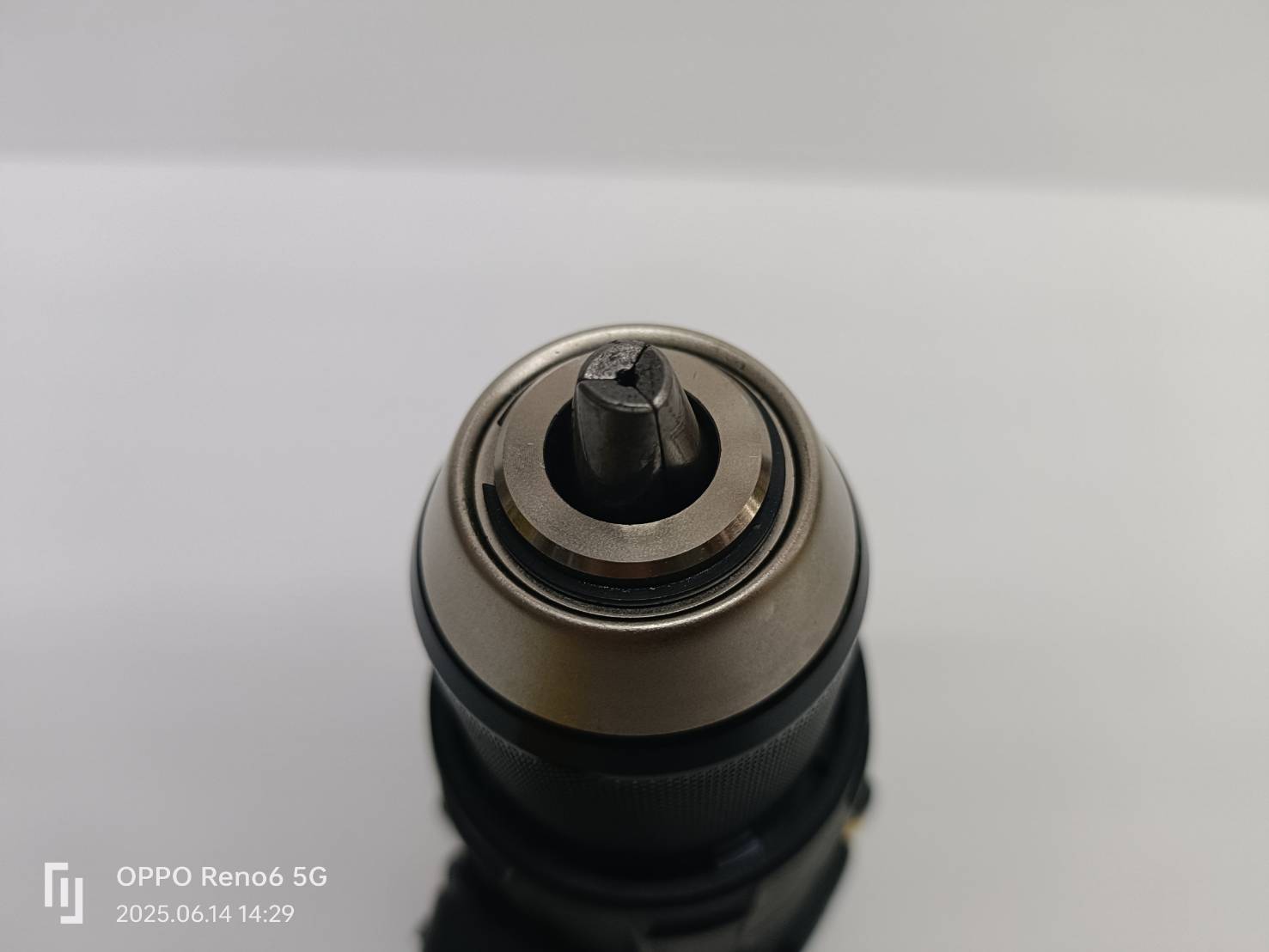 STANLEY สว่านกระแทกไร้สายไร้แปรงถ่านV20 SBD726M1K-B1