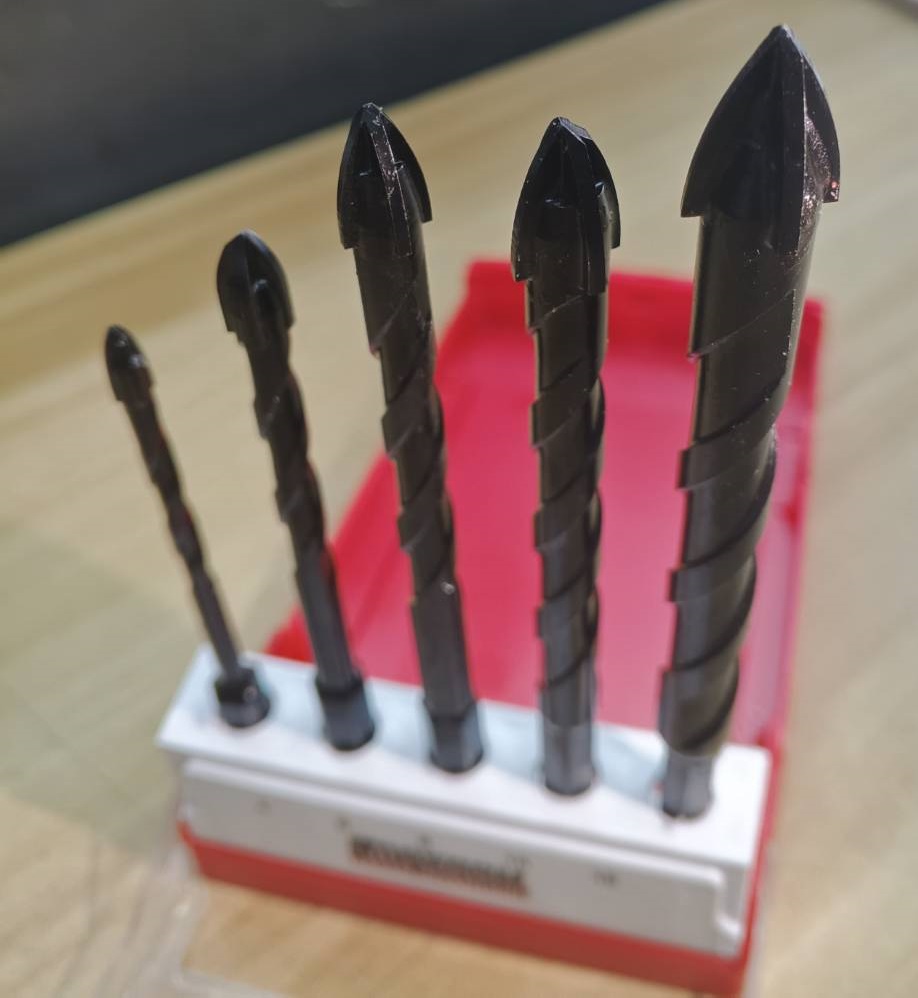 MASARU ชุดดอกเจาะสว่าน รุ่น SADG-300 5 ชิ้น (4,6,8.10,12mm) ดอกสว่าน ดอกเจาะ ชุดดอกสว่าน