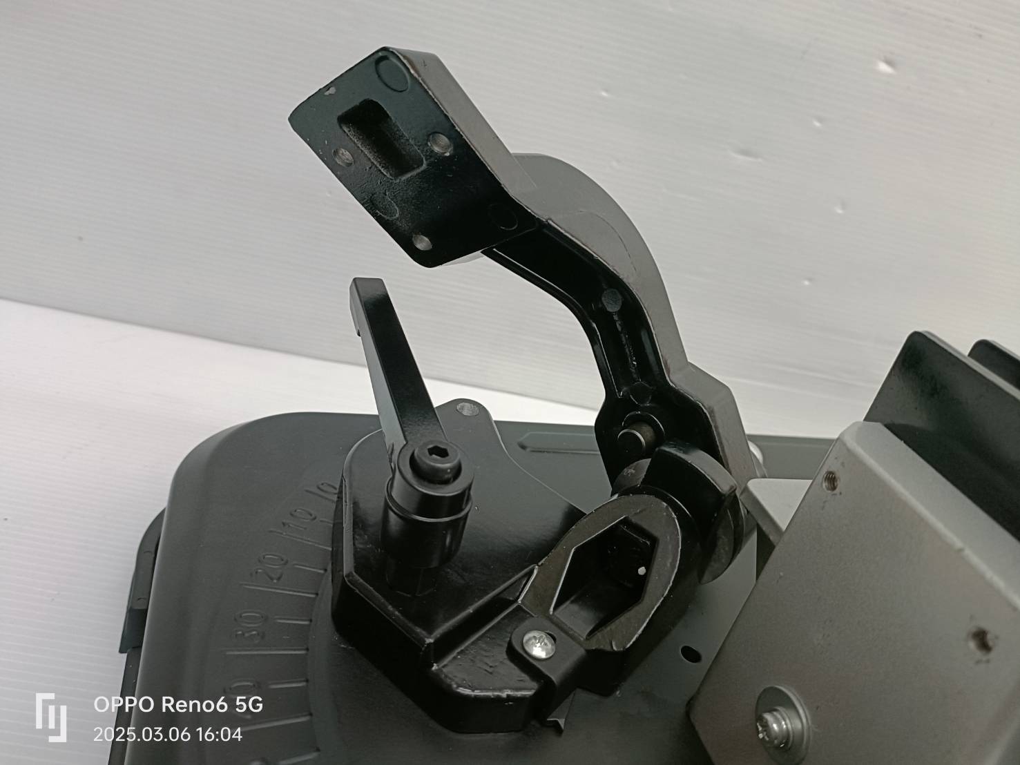 เลื่อยสายพานตัดเหล็ก รุ่น D-OK-MBS127 OKURA