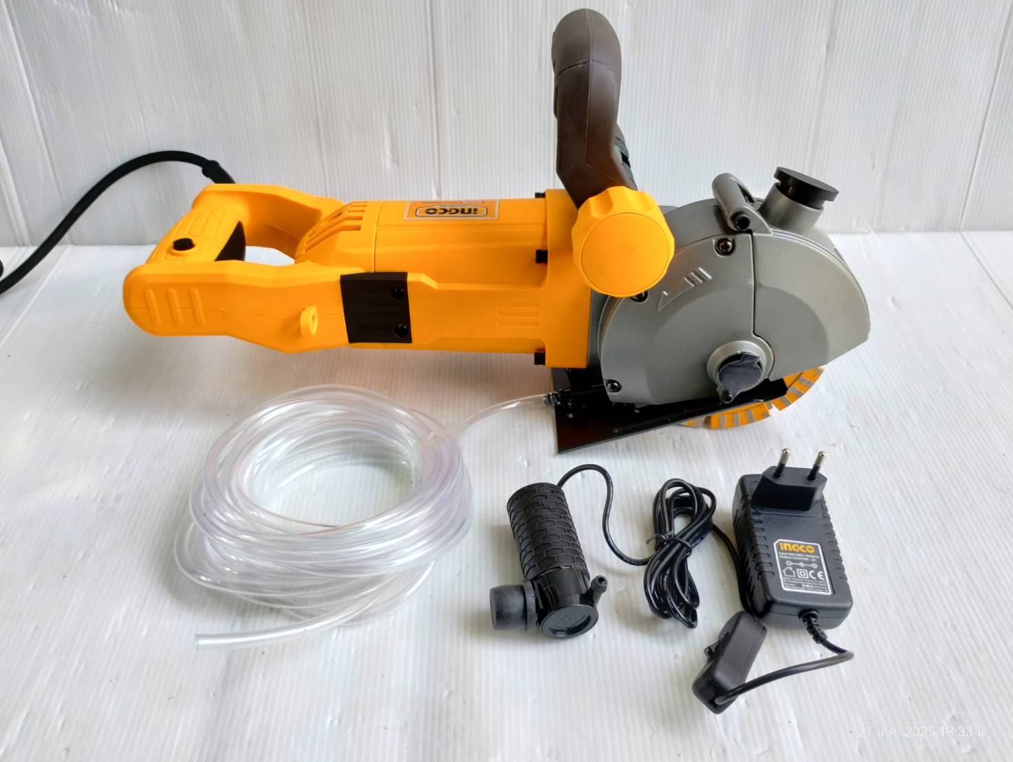 เครื่องเซาะร่องคอนกรีต5" WLC30001 INGCO