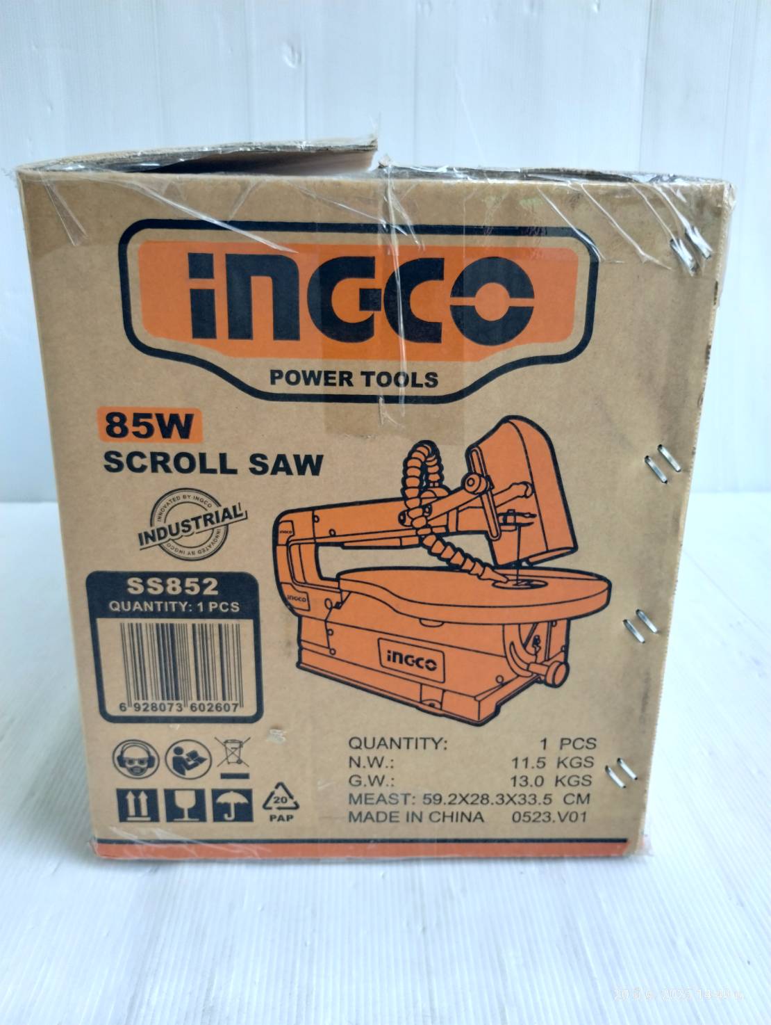 INGCO แท่นเลื่อยฉลุ 220 โวลต์ รุ่น SS852