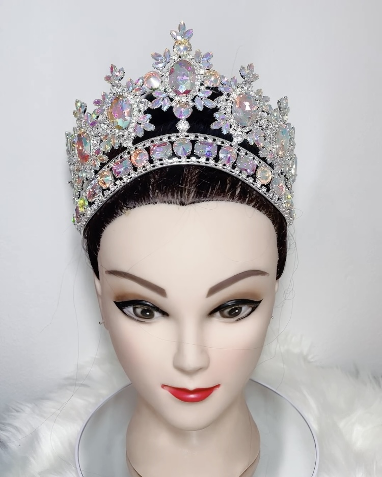 (พร้อมส่งจากไทย) มงกุฏ 100 สีรุ้ง มงกุฎนางงาม มงกุฎเพชร มงกุฎประกวด สินค้าพร้อมส่ง ไม่ต้องรอนาน งานพรีเมี่ยม