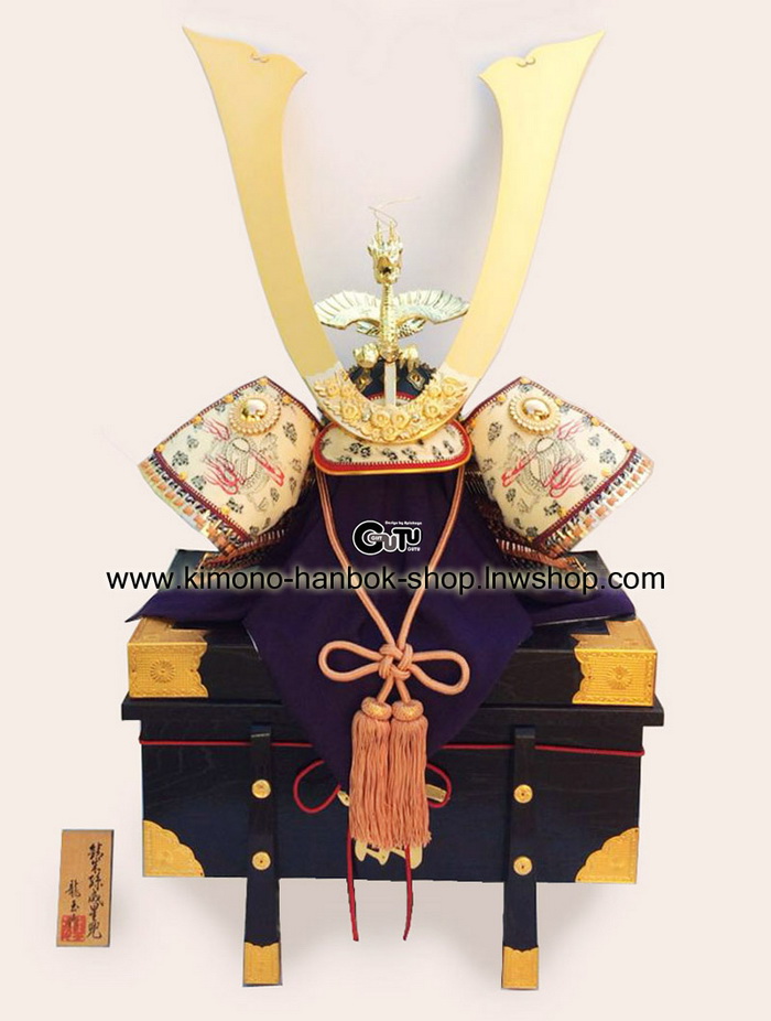 หมวกนักรบ พร้อมกล่อง XL (ขนาดสัดส่วน เท่าคนจริง)