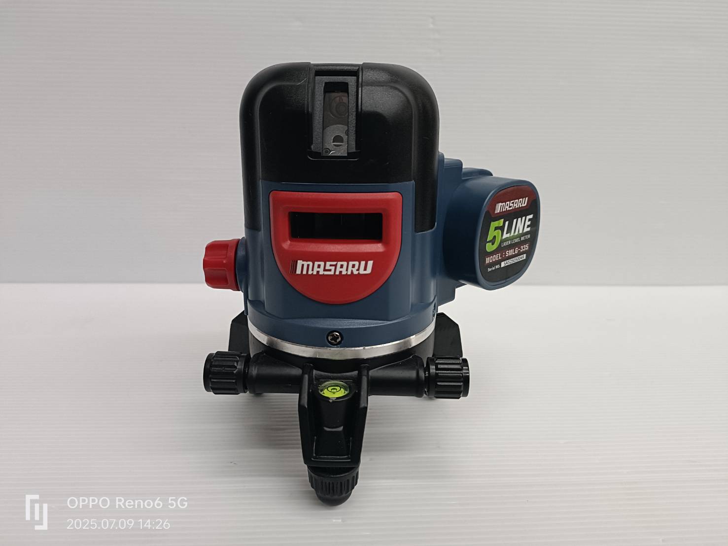 MASARU SMLG-335 เครื่องวัดระดับเลเซอร์แบบแสงสีเขียว 5 เส้น 16.8V (ไม่รวมขาตั้ง)