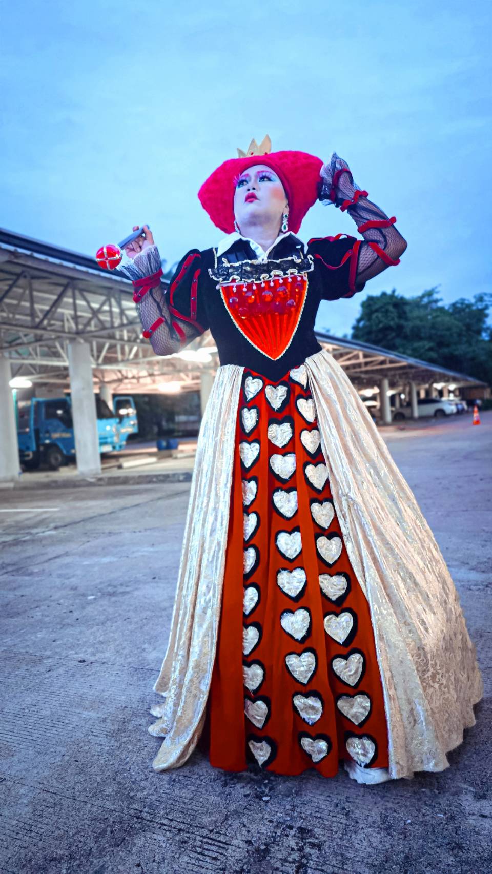 ชุดราชินีโพแดง / ชุดราชินีอิเรซเบธ / ชุด Red Queen @ อลิส อิน วันเดอร์แลนด์ / ชุดราชินีแดง / ชุดราชินีไพ่