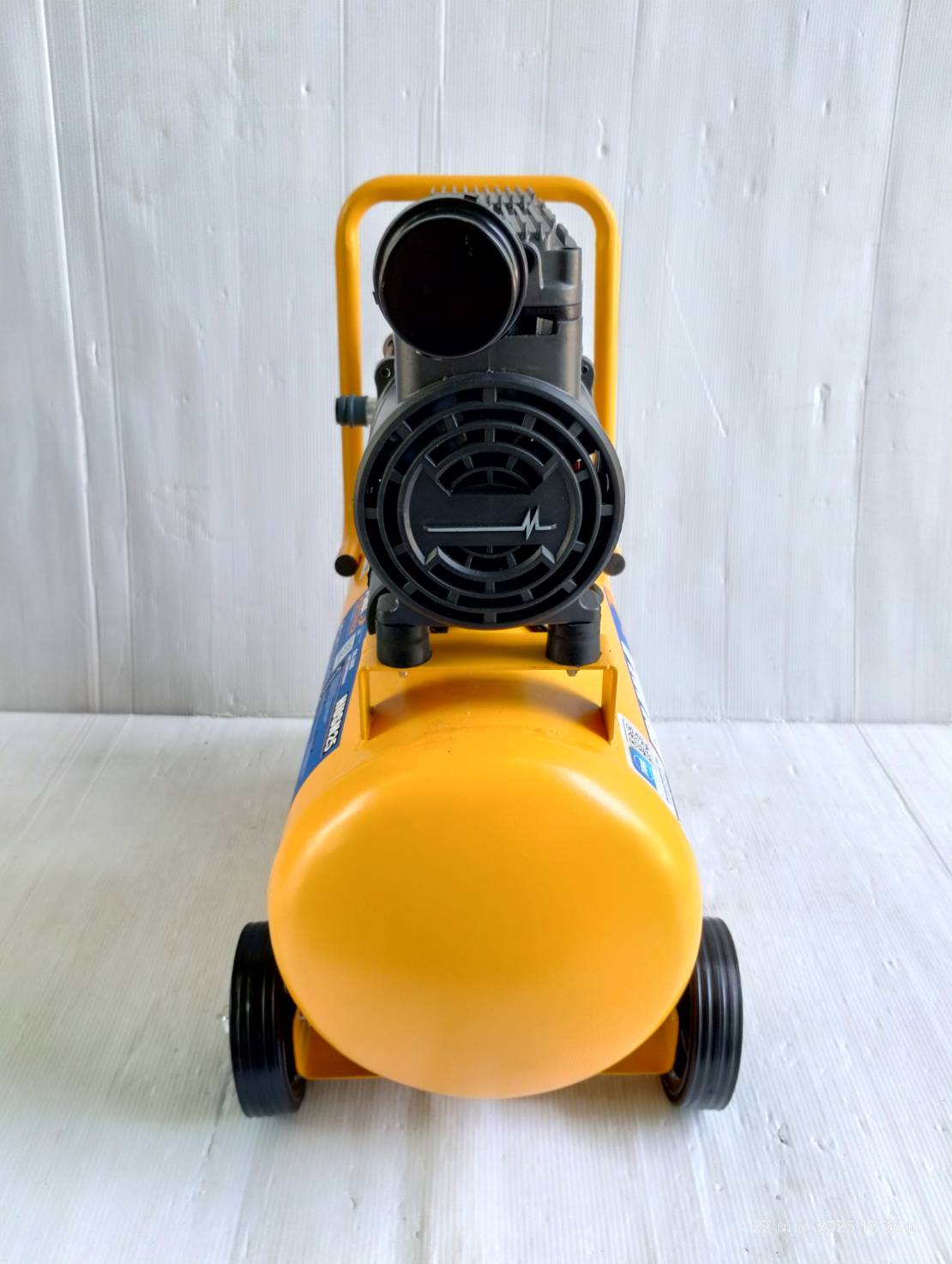 ปั้มลมไร้น้ำมัน25ลิตร HUSH25 PUMA