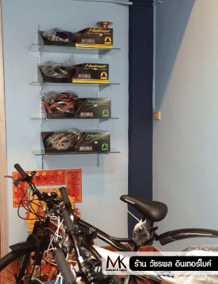 อุปกรณ์ตกแต่งร้านขายเสื้อผ้า อะคริลิค ราคาถูก