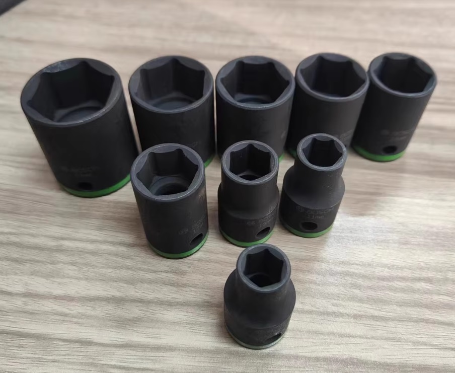 BOSCH รุ่น 2608551100 ชุดลูกบล็อก 9 ชิ้น 1/2 นิ้ว (10-27mm.)