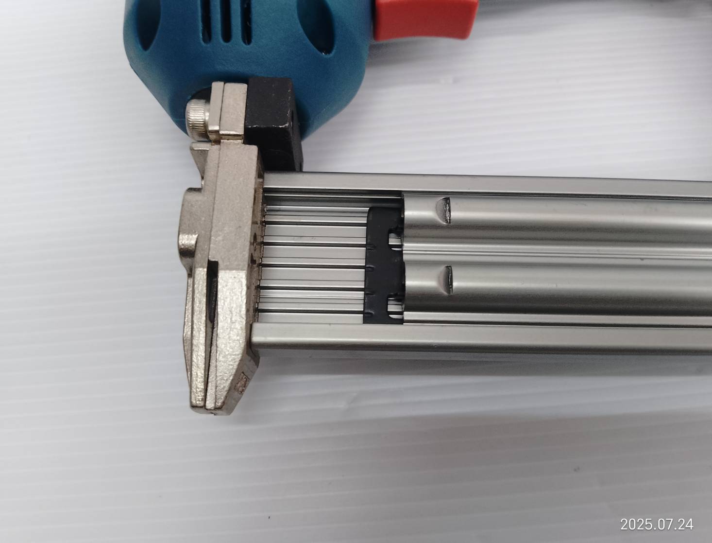 EUROX ปืนยิงแม็กไฟฟ้า ขาเดียว F30