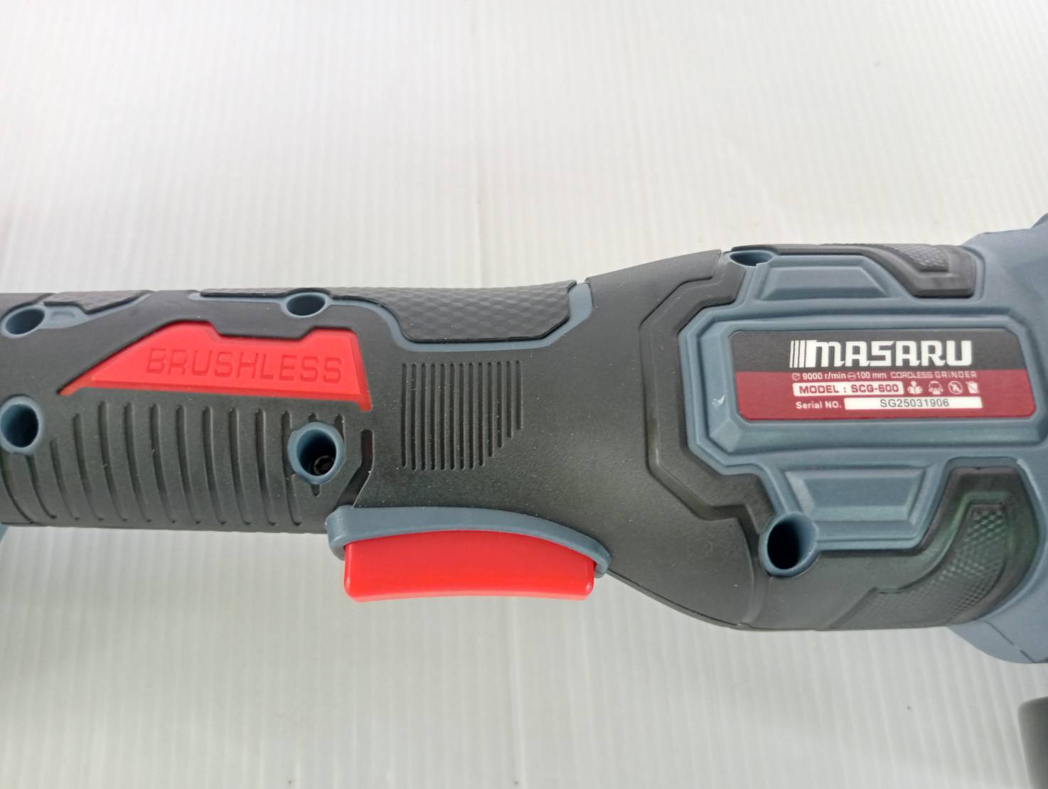 MASARU SCG-600-B1 เครื่องเจียร์ไร้สาย 4 นิ้ว Power Turbo 20V แบตรุ่นใหม่